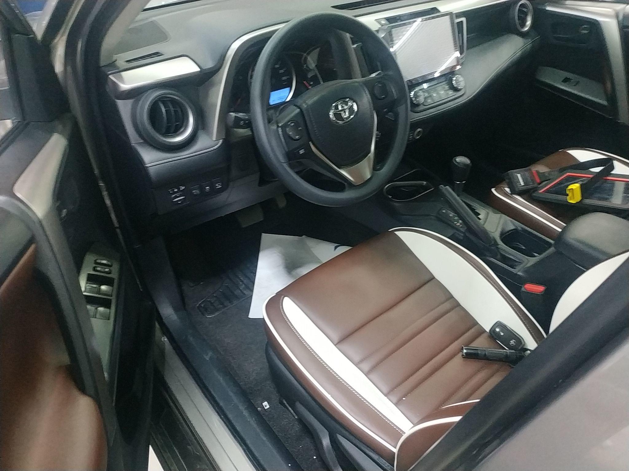 丰田 RAV4 2016款 2.0L CVT两驱风尚版 国V