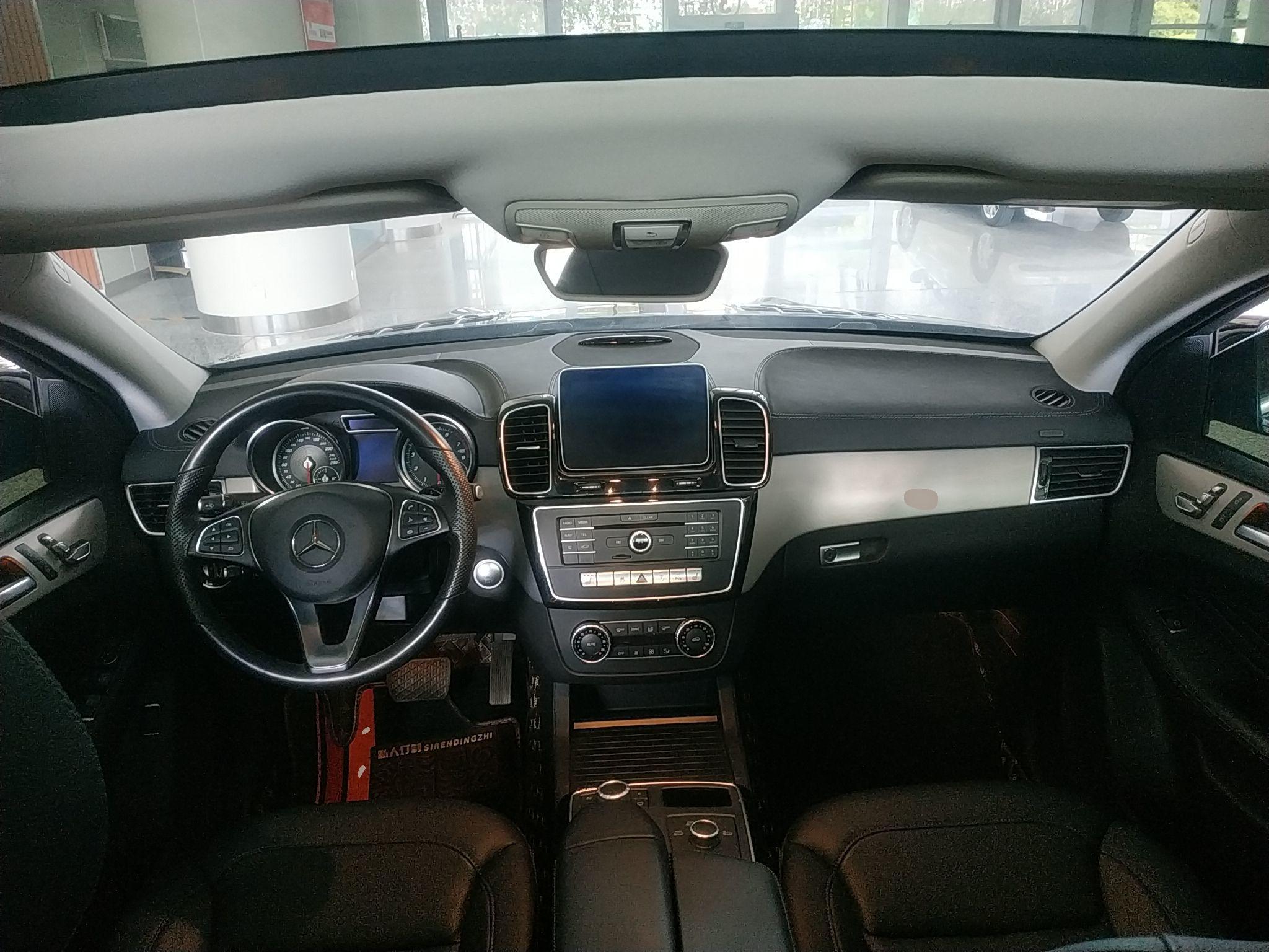 奔驰GLE级 2018款 GLE 320 4MATIC 轿跑SUV(进口)