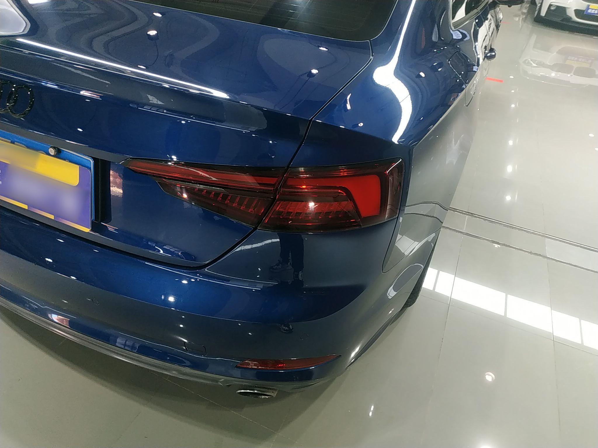 奥迪A5 2017款 Coupe 40 TFSI 时尚型(进口)