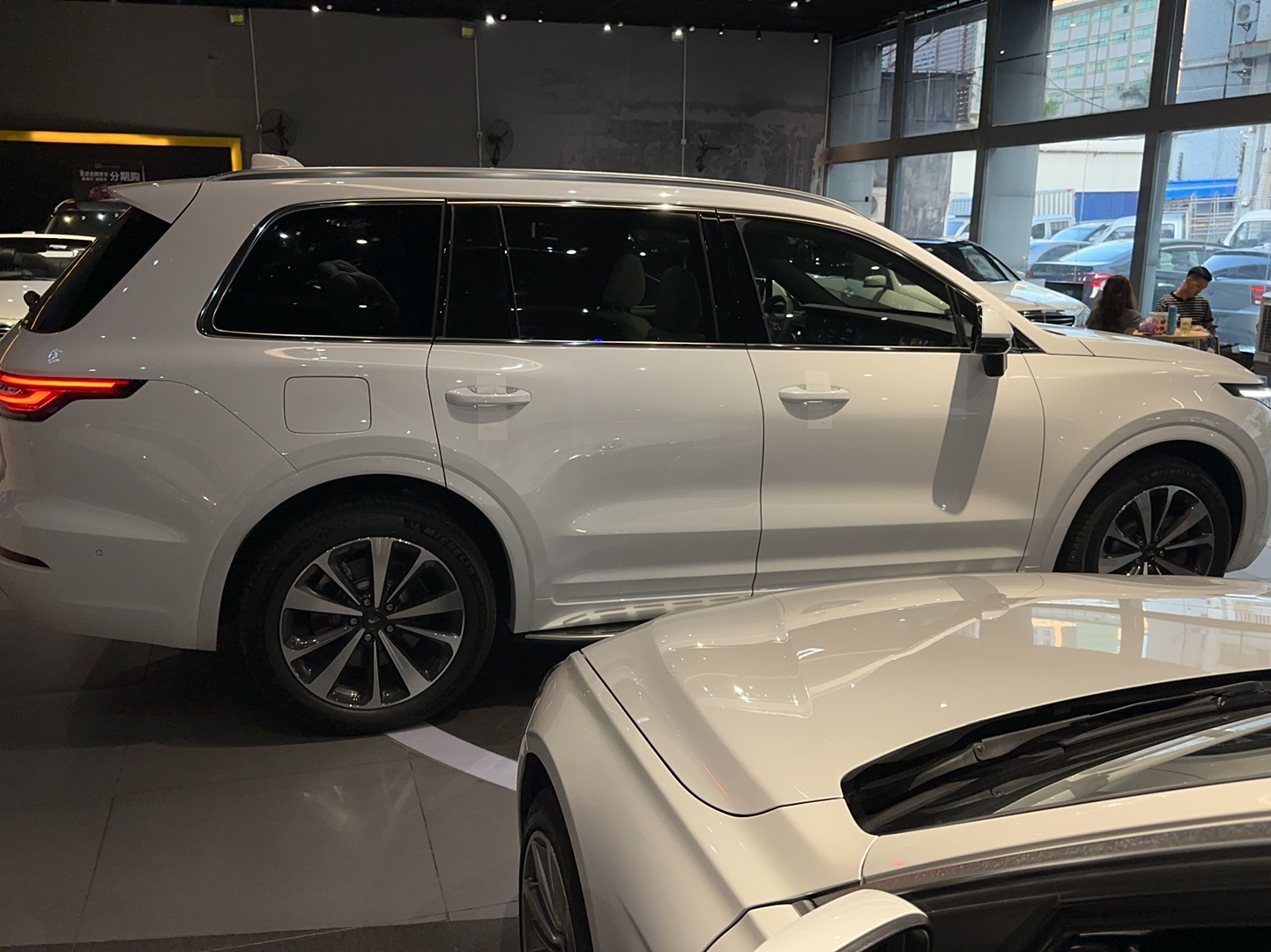 理想汽车 理想ONE 2021款 增程6座版