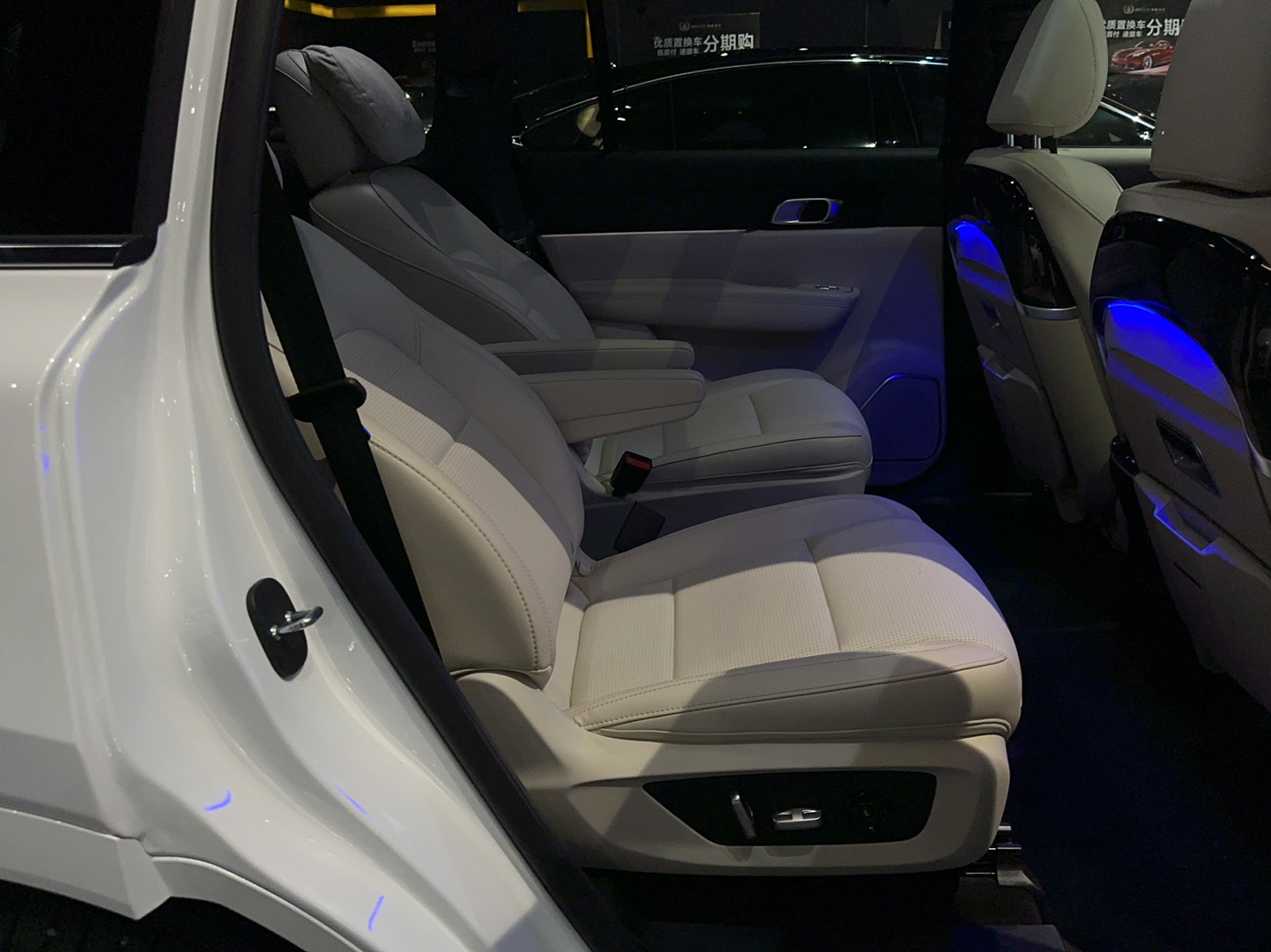 理想汽车 理想ONE 2021款 增程6座版