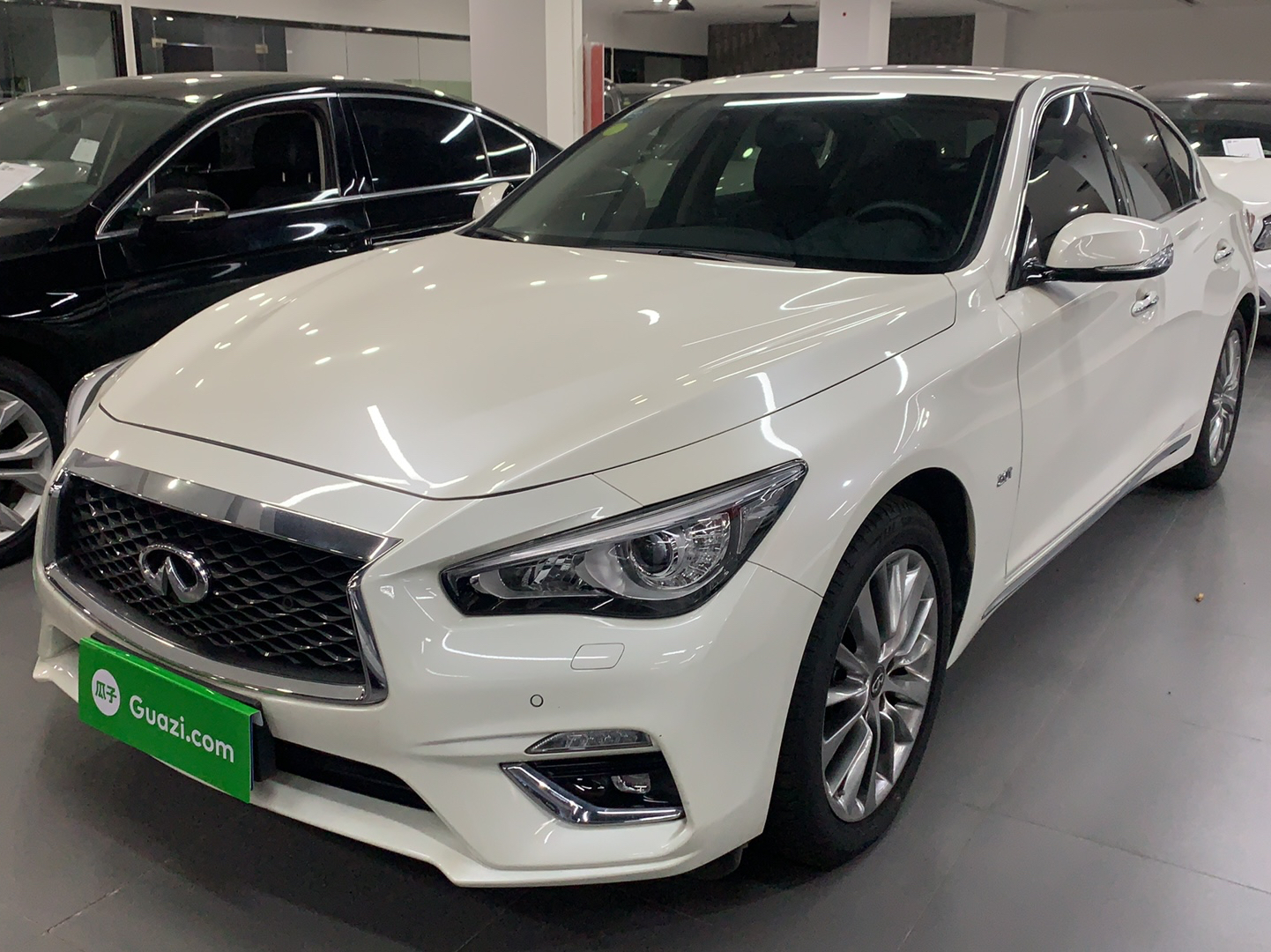 英菲尼迪Q50L 2018款 2.0T 逸享版 国VI