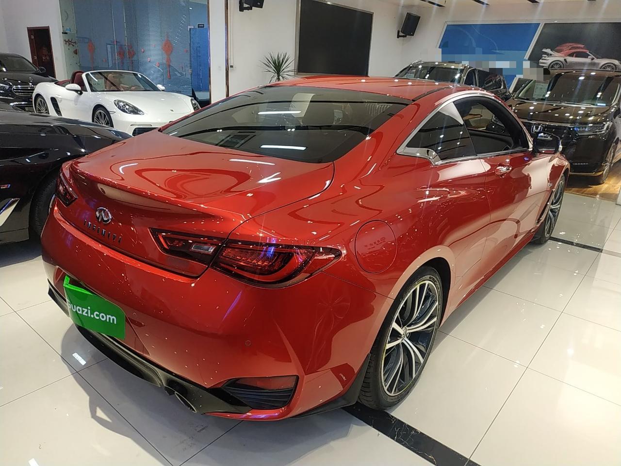 英菲尼迪Q60 2019款 2.0T 豪华版(进口)