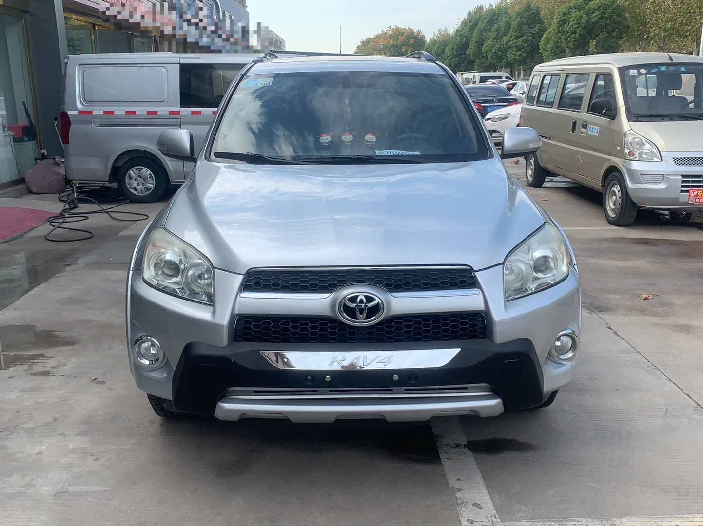 丰田 RAV4 2011款 2.0L 自动豪华版