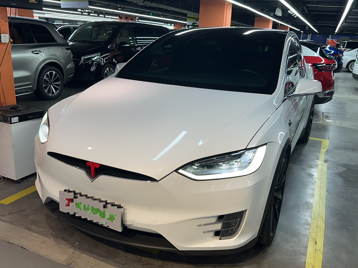 特斯拉Model X 2017款 Model X 100D 长续航版（7座）