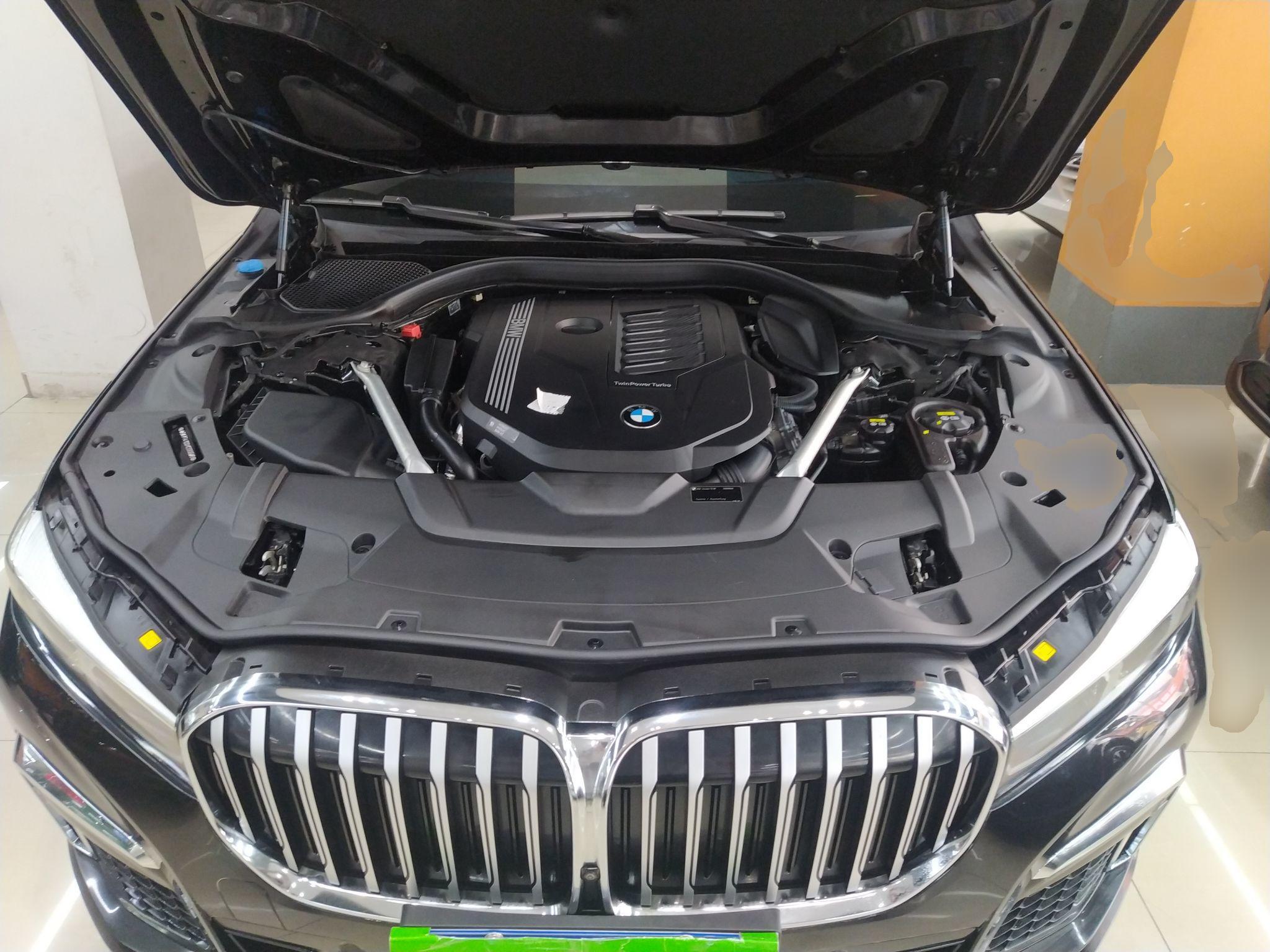 宝马7系 2019款 改款 740Li xDrive 行政型 M运动套装(进口)