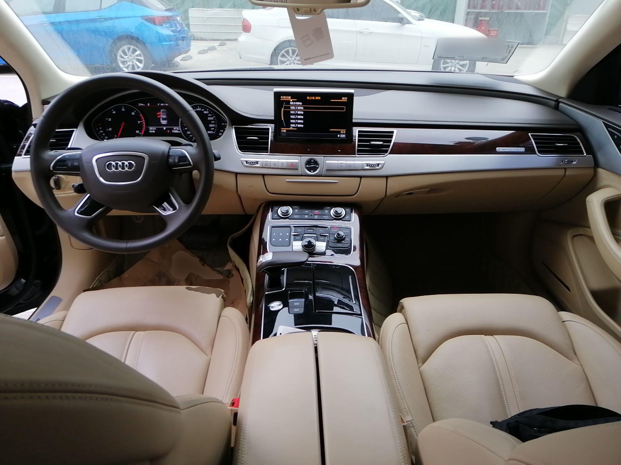 奥迪A8L 2013款 A8L 45 TFSI quattro豪华型(进口)