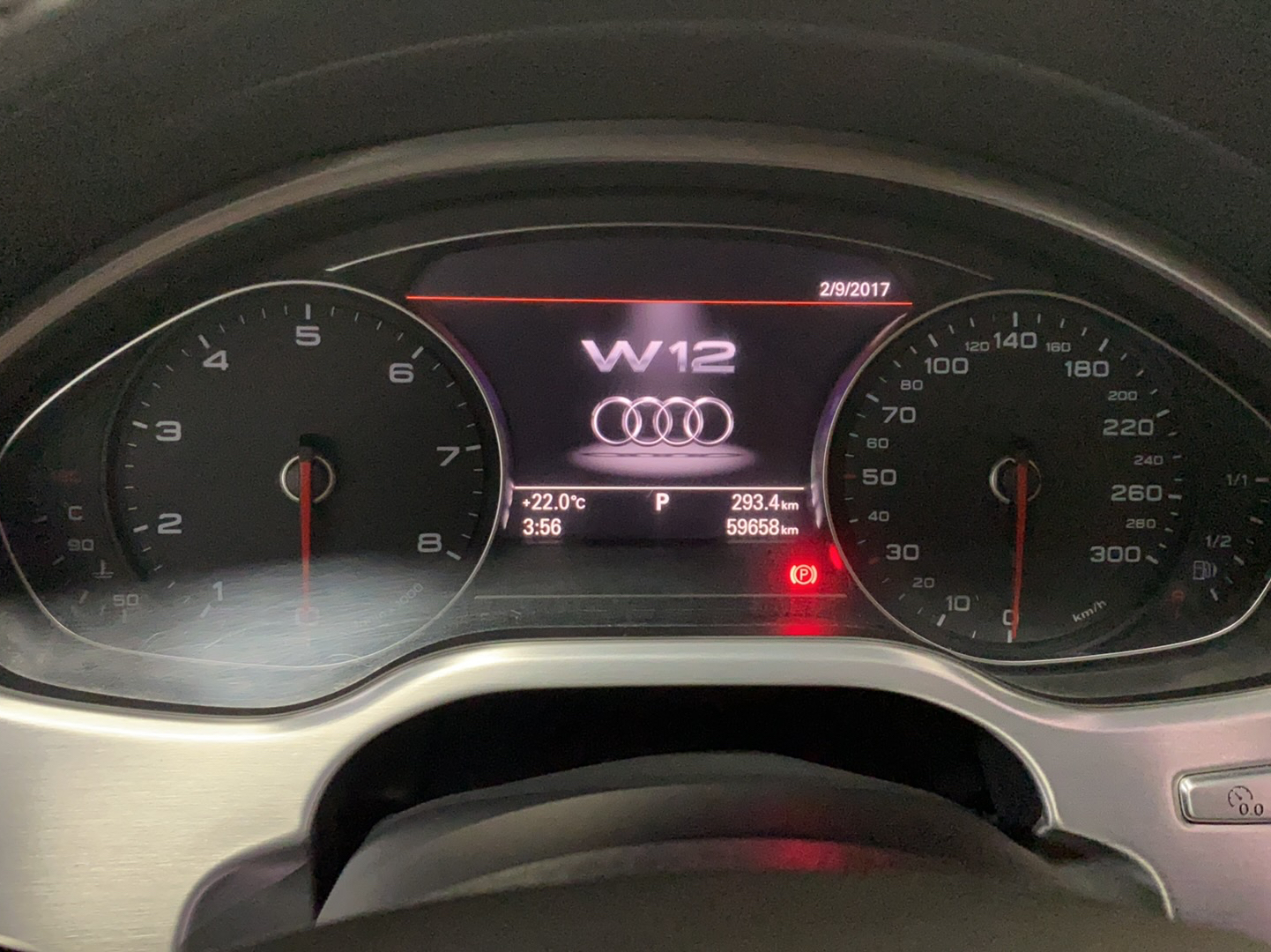 奥迪A8L 2013款 A8L 6.3 FSI W12 quattro旗舰型(进口)