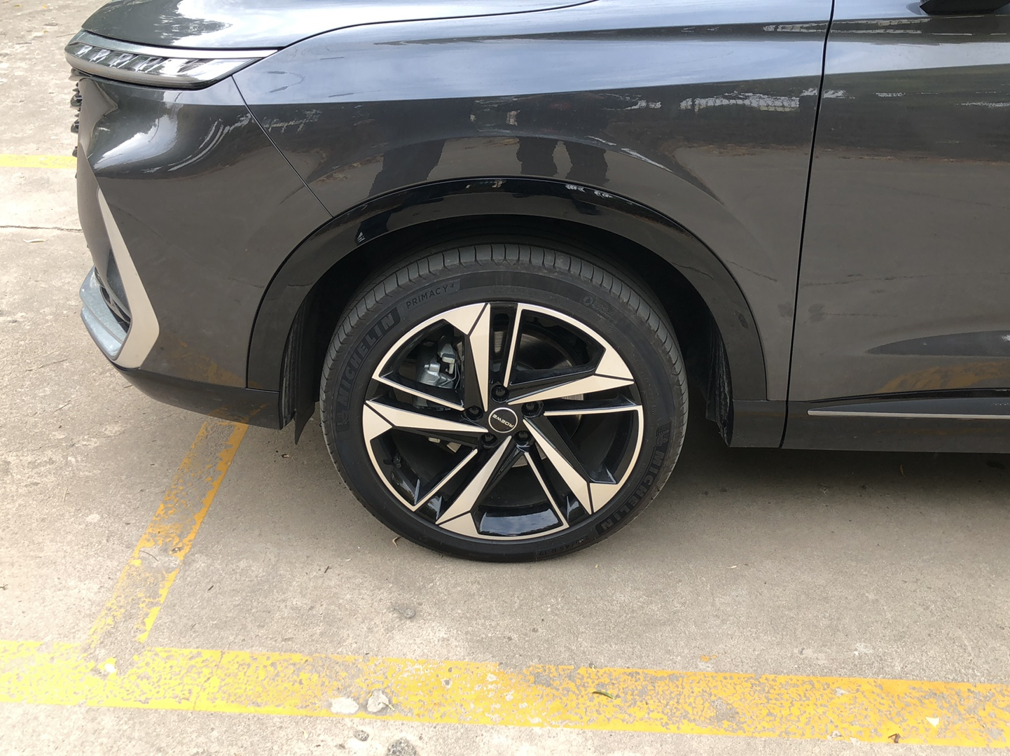 荣威RX5 MAX 2022款 2.0T 自动有为尊荣版