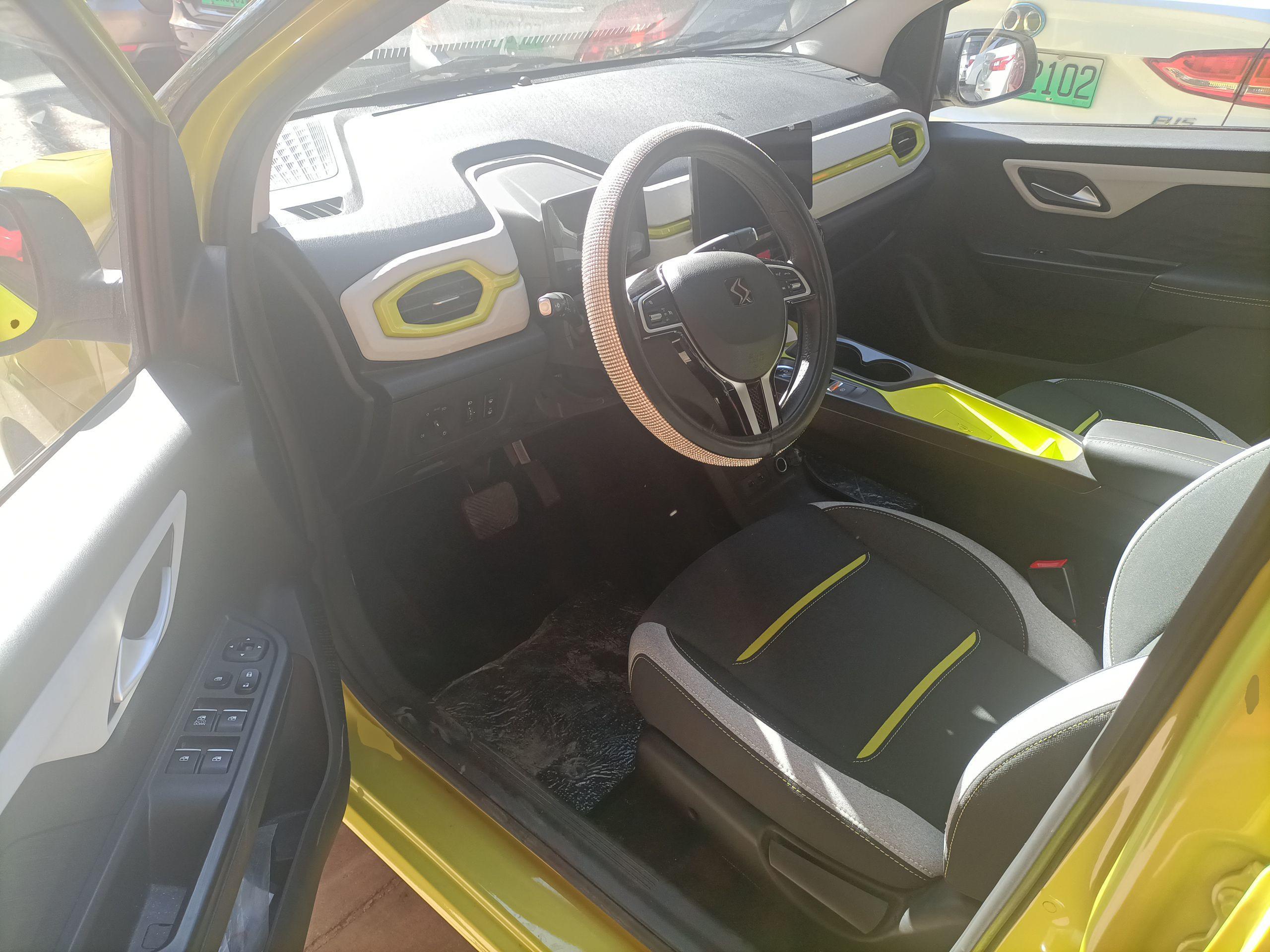 思皓E10X 2021款 302km 时尚型 31.4kWh