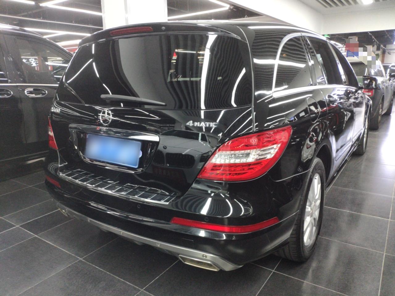 奔驰R级 2017款 R 320 4MATIC 商务型臻藏版(进口)