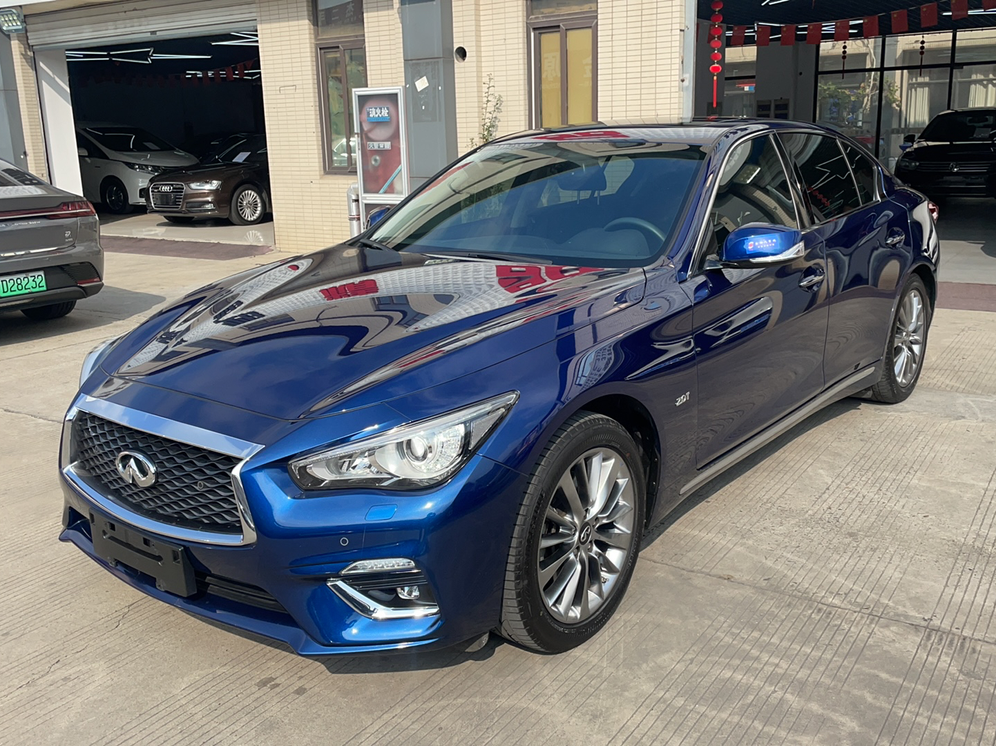 英菲尼迪Q50L 2021款 2.0T 逸享版