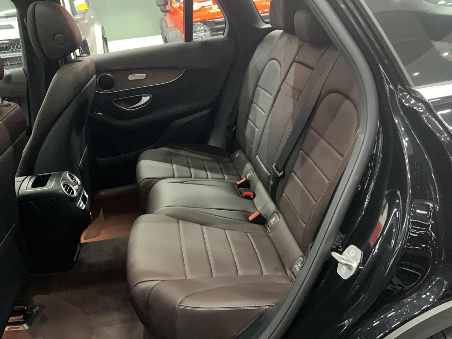 奔驰GLC级 2022款 改款 GLC 300 L 4MATIC 动感型臻藏版