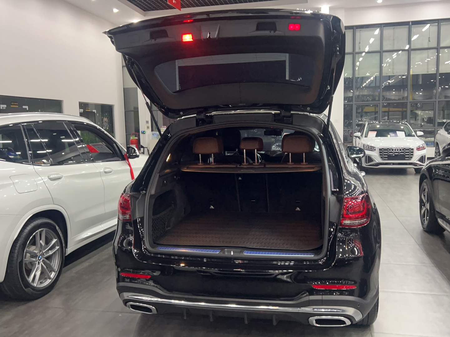 奔驰GLC级 2021款 GLC 300 L 4MATIC 动感型