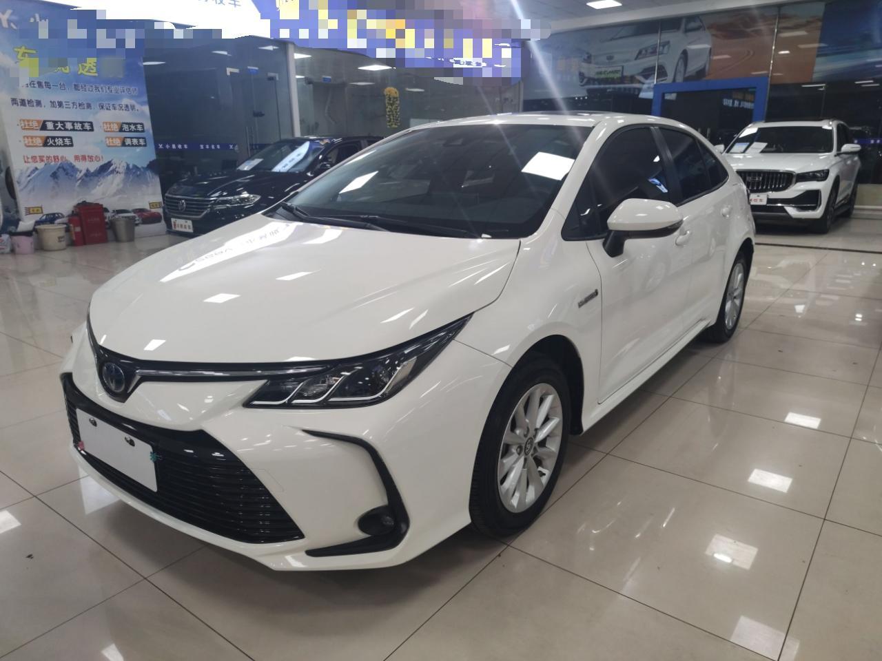 丰田 卡罗拉 2021款 双擎 1.8L E-CVT精英版