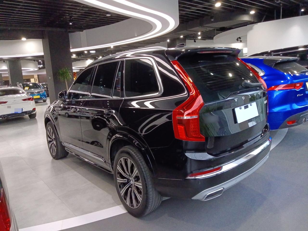 沃尔沃XC90 2021款 B6 智逸豪华版 7座(进口)