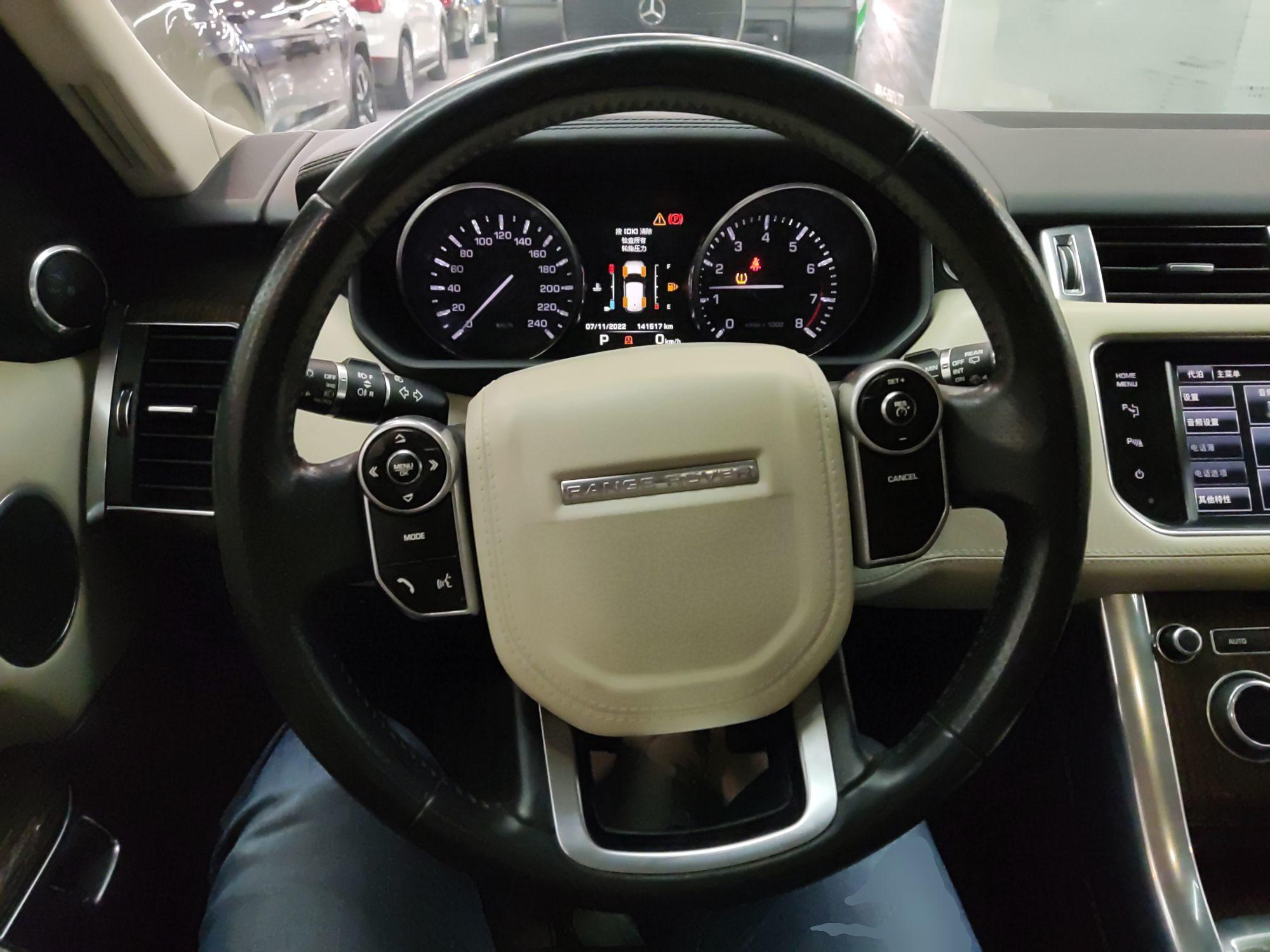 路虎 揽胜运动版 2014款 3.0 V6 SC HSE(进口)