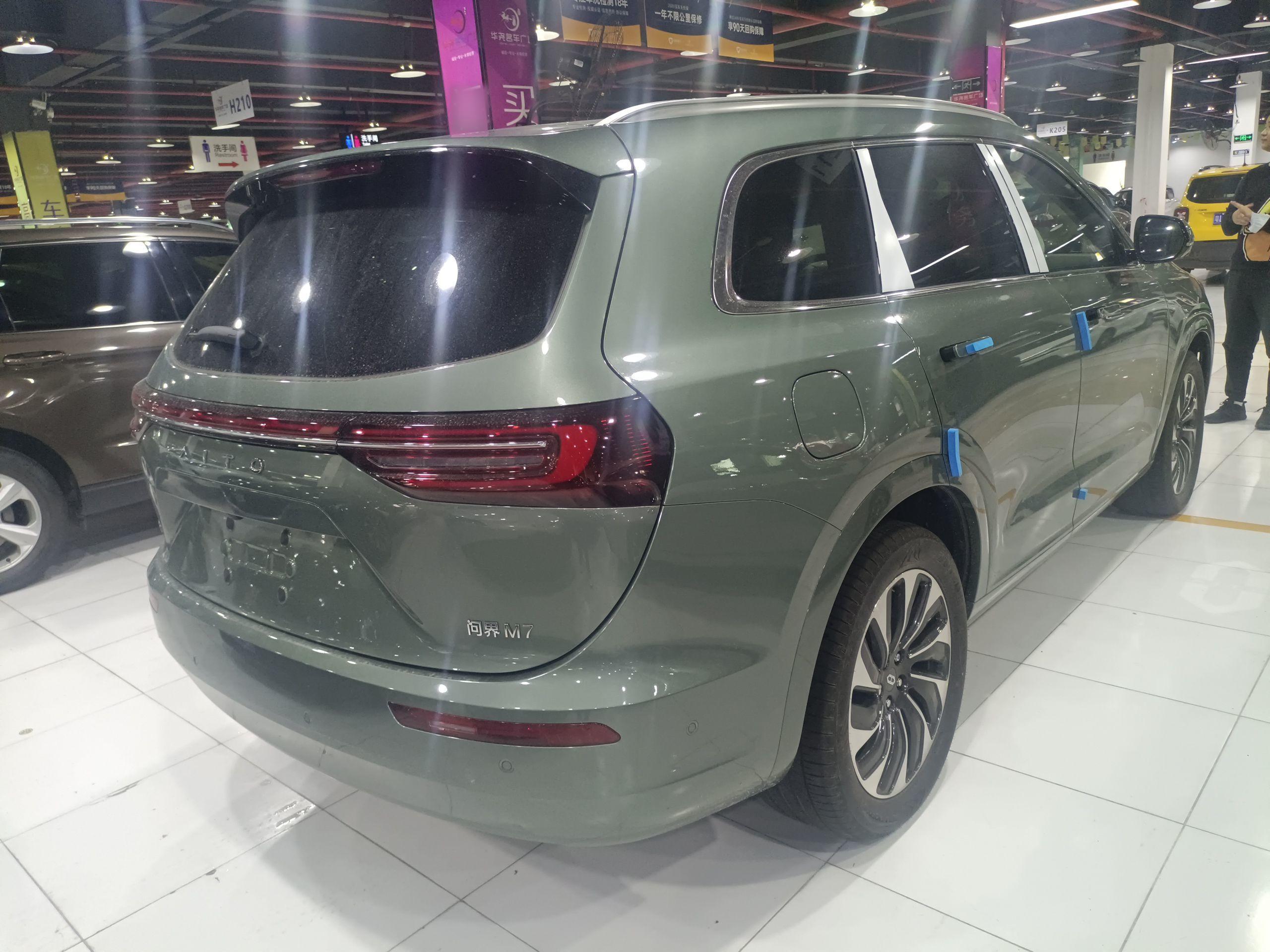 AITO 问界M7 2022款 1.5T 增程式 两驱舒适版