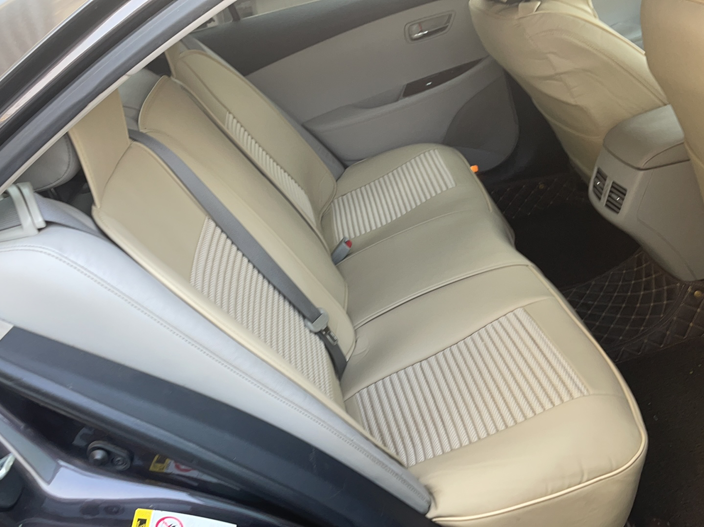 雷克萨斯ES 2010款 240 典雅版