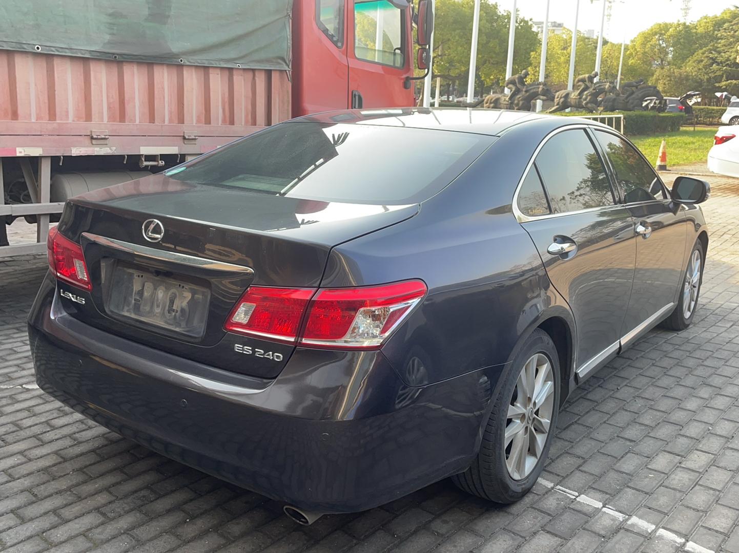 雷克萨斯ES 2010款 240 典雅版