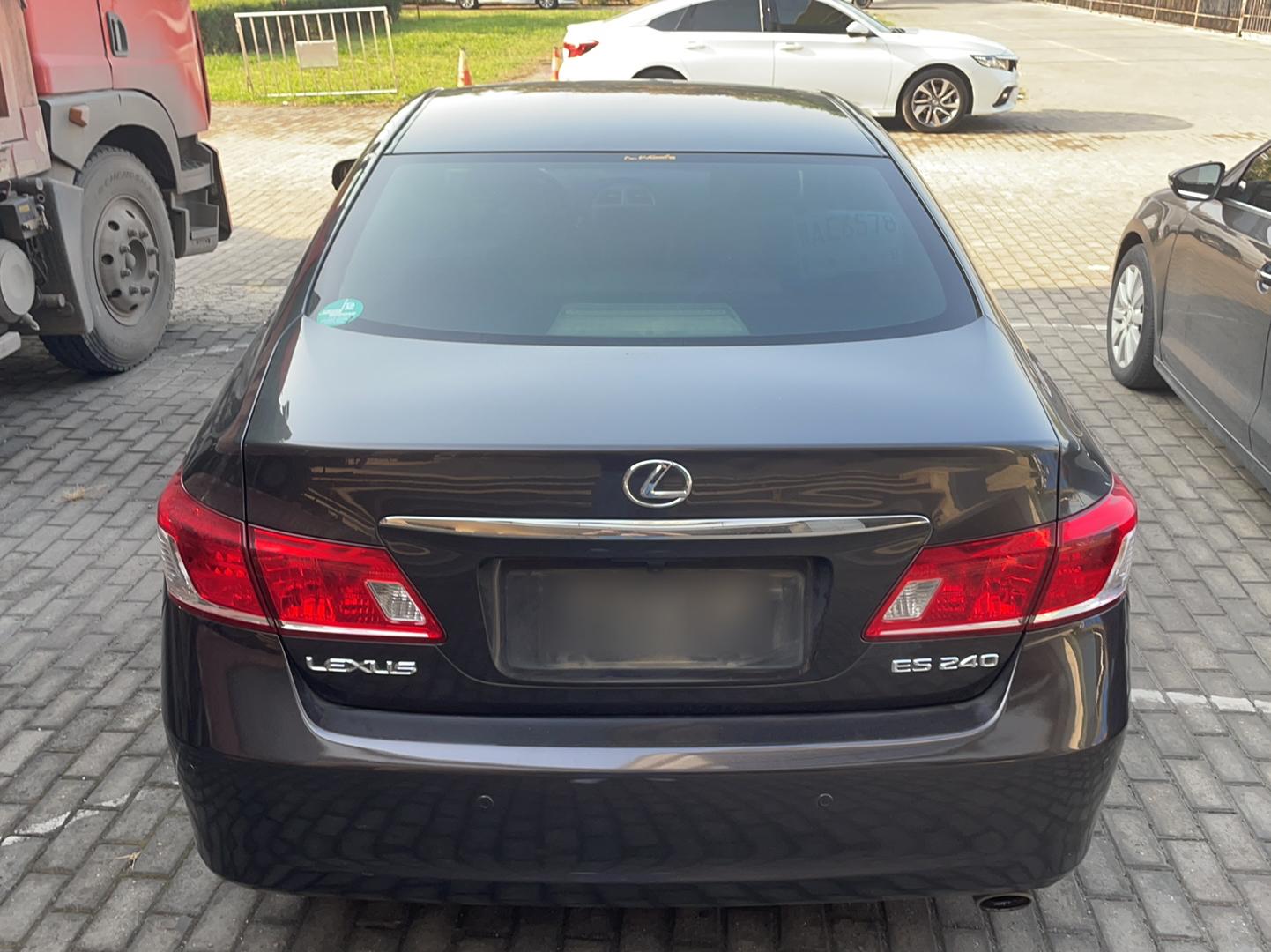 雷克萨斯ES 2010款 240 典雅版