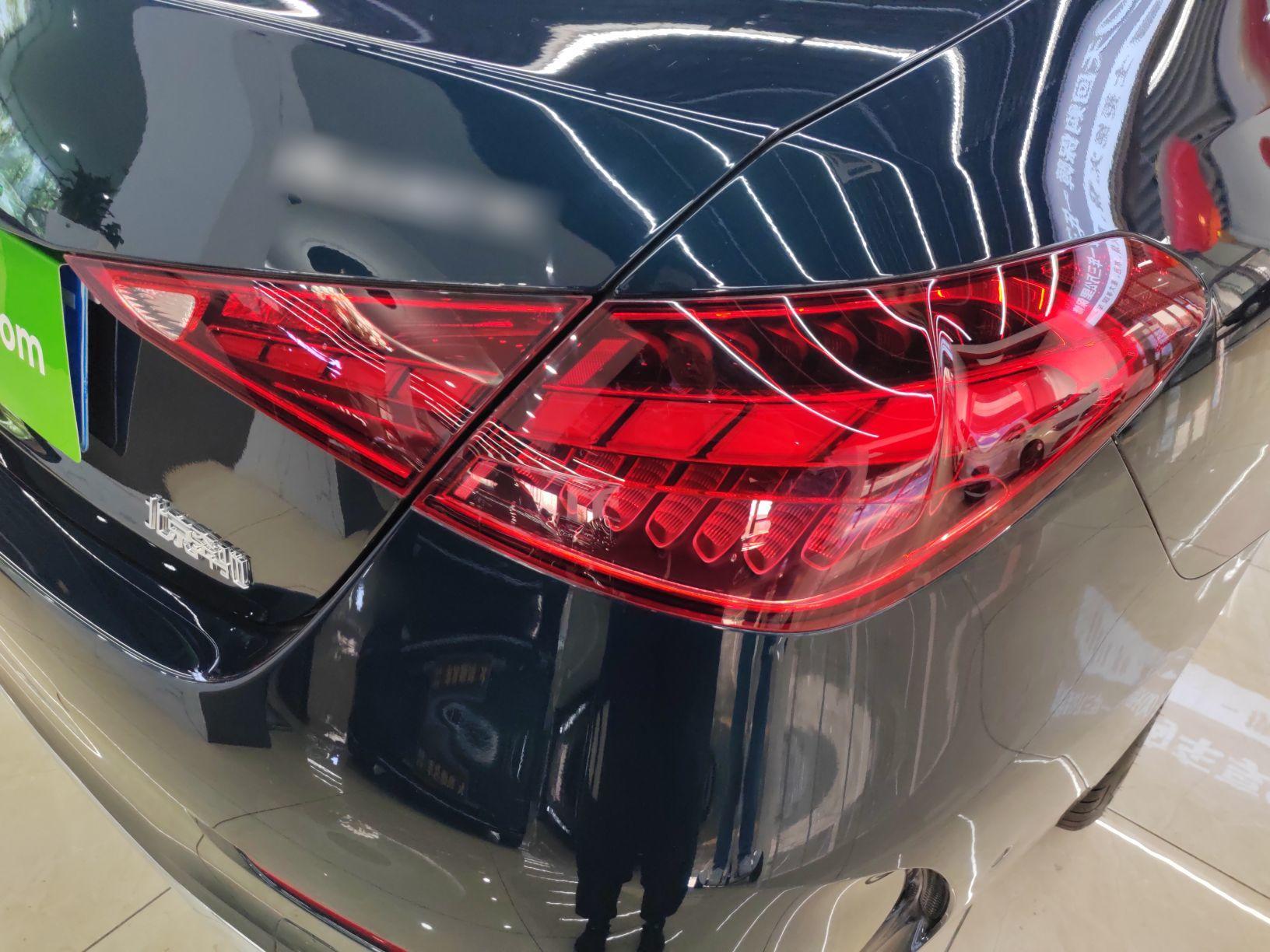 奔驰C级 2022款 C 260 L 运动版 4MATIC