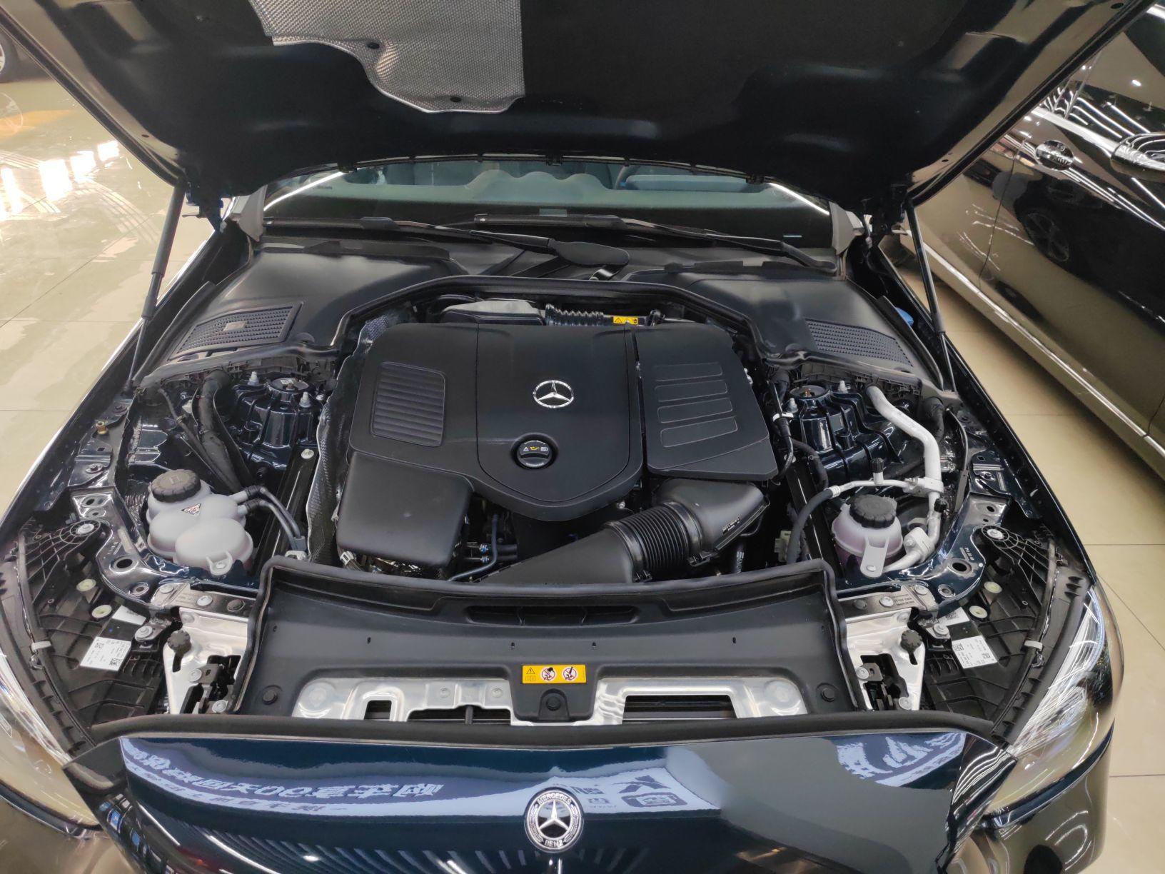 奔驰C级 2022款 C 260 L 运动版 4MATIC