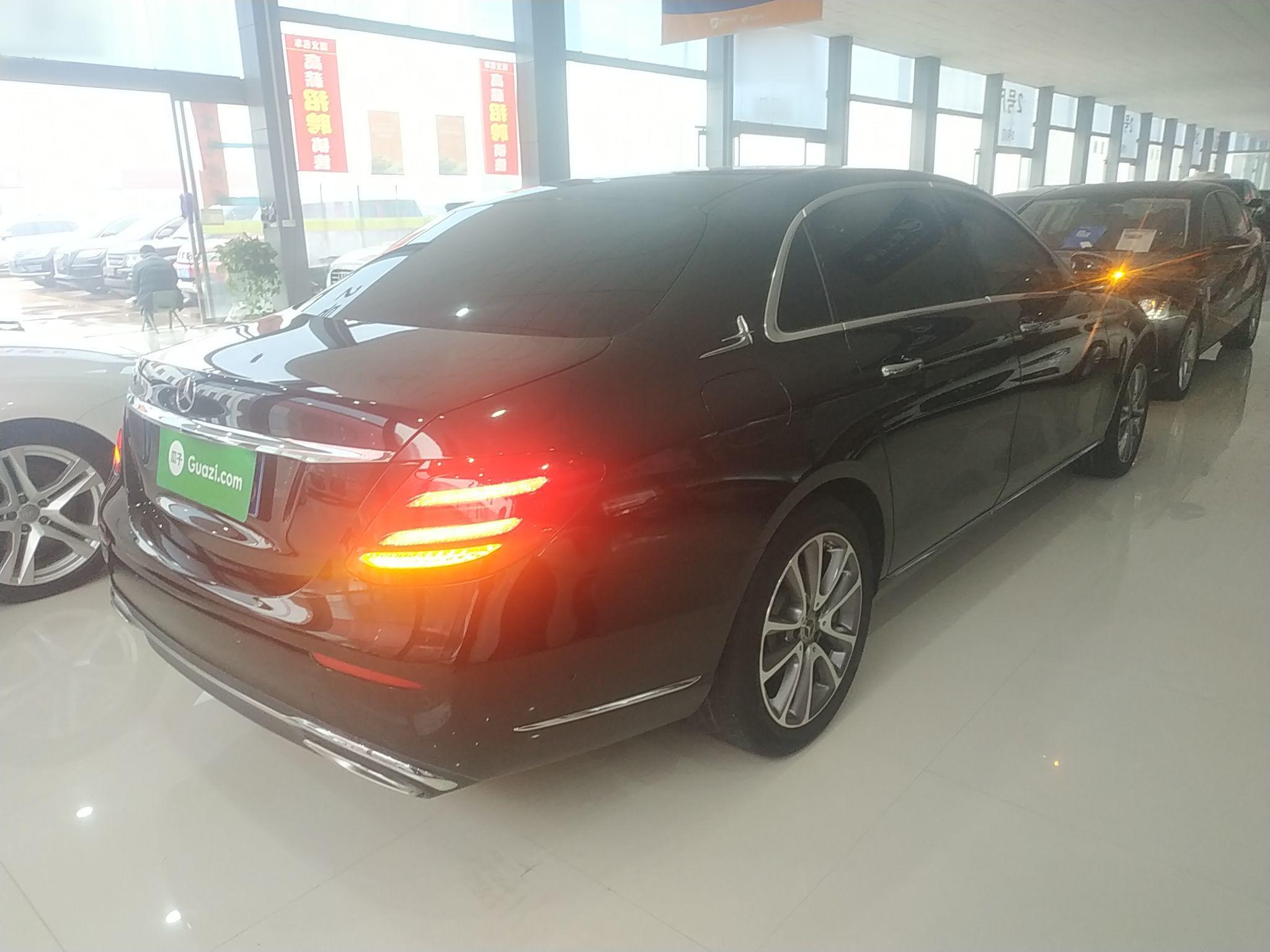 奔驰E级 2020款 改款 E 260 L