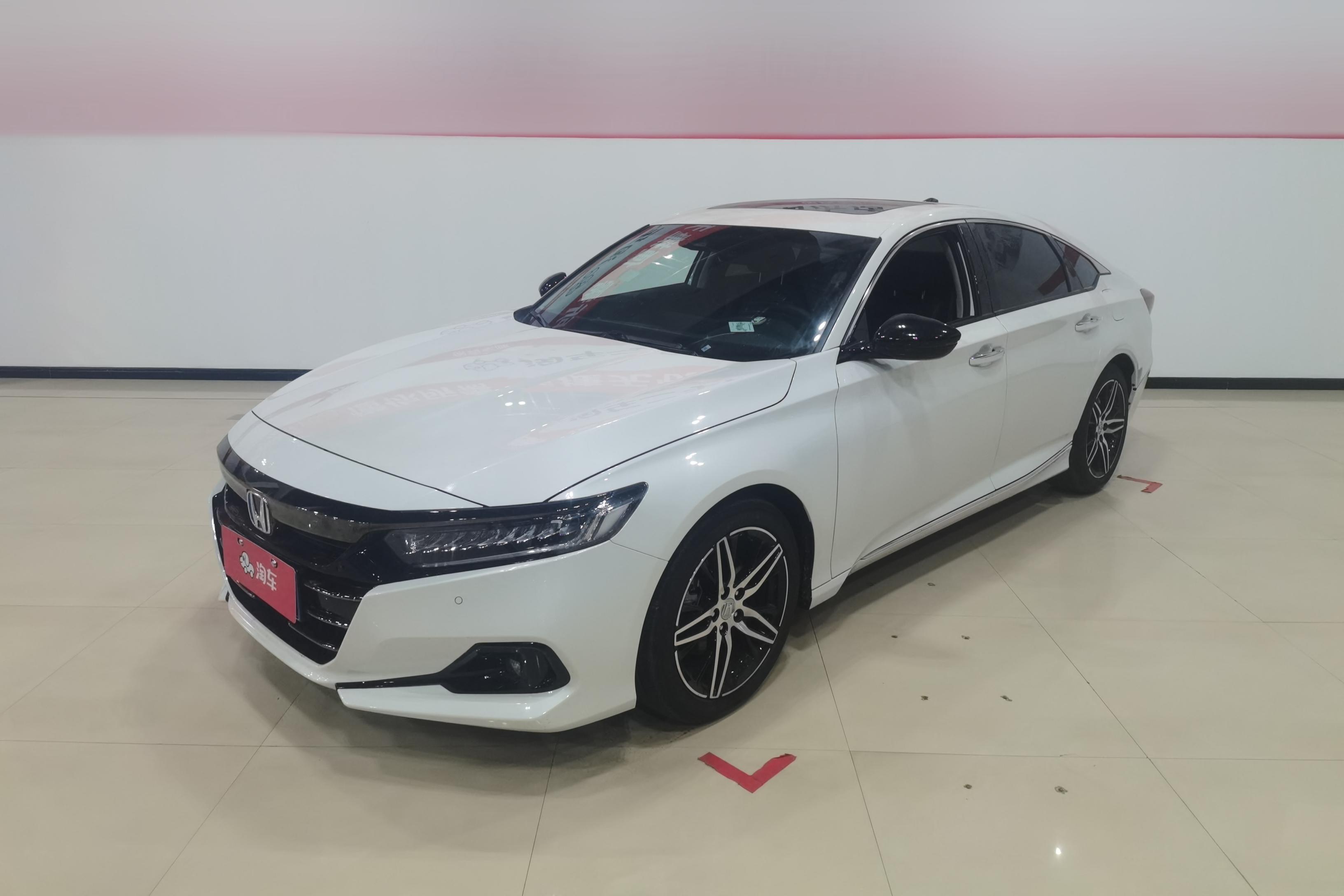 本田 雅阁 2022款 锐·混动 2.0L 幻夜·锐智版