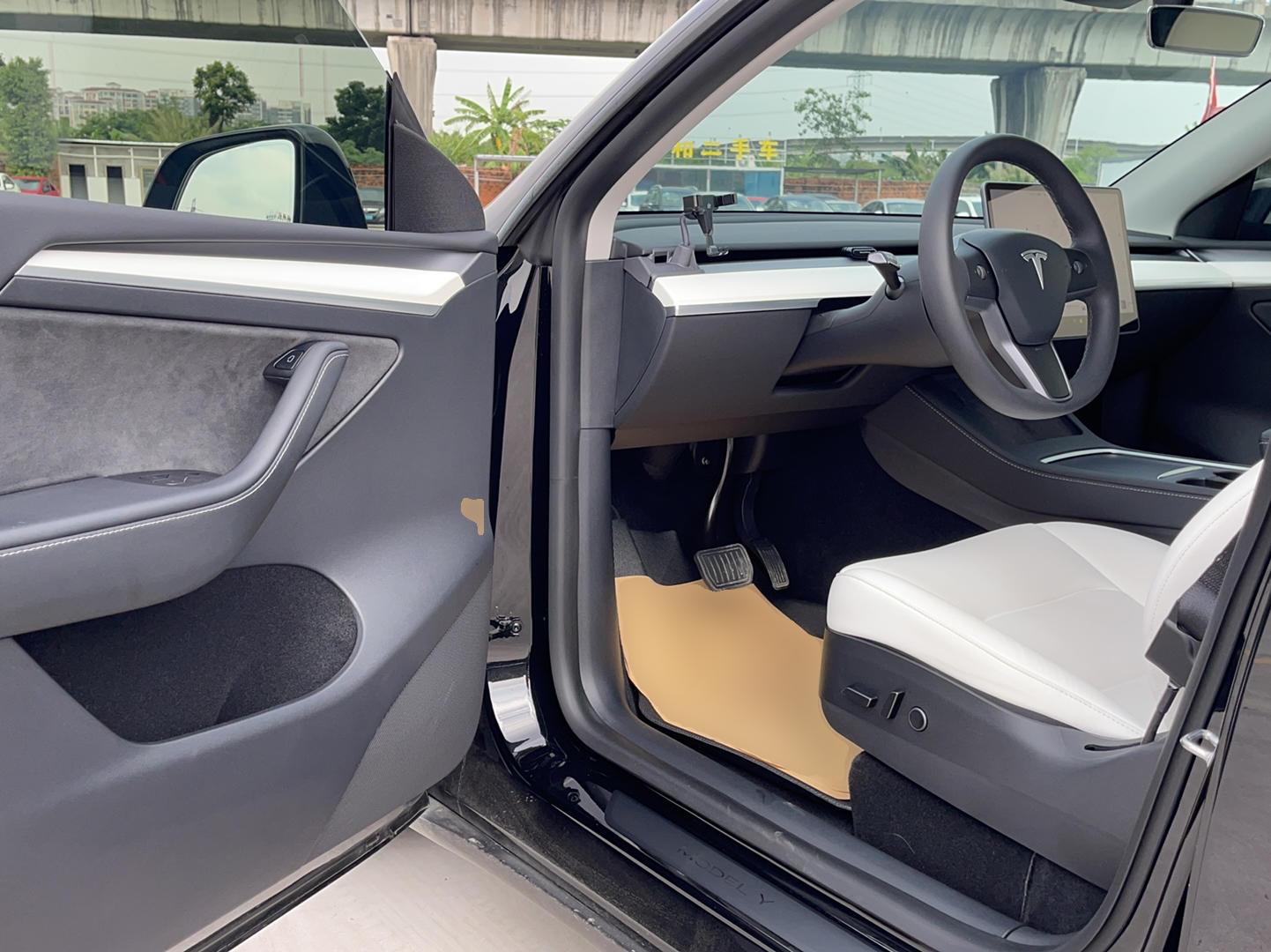 特斯拉 Model Y 2021款 标准续航后驱版