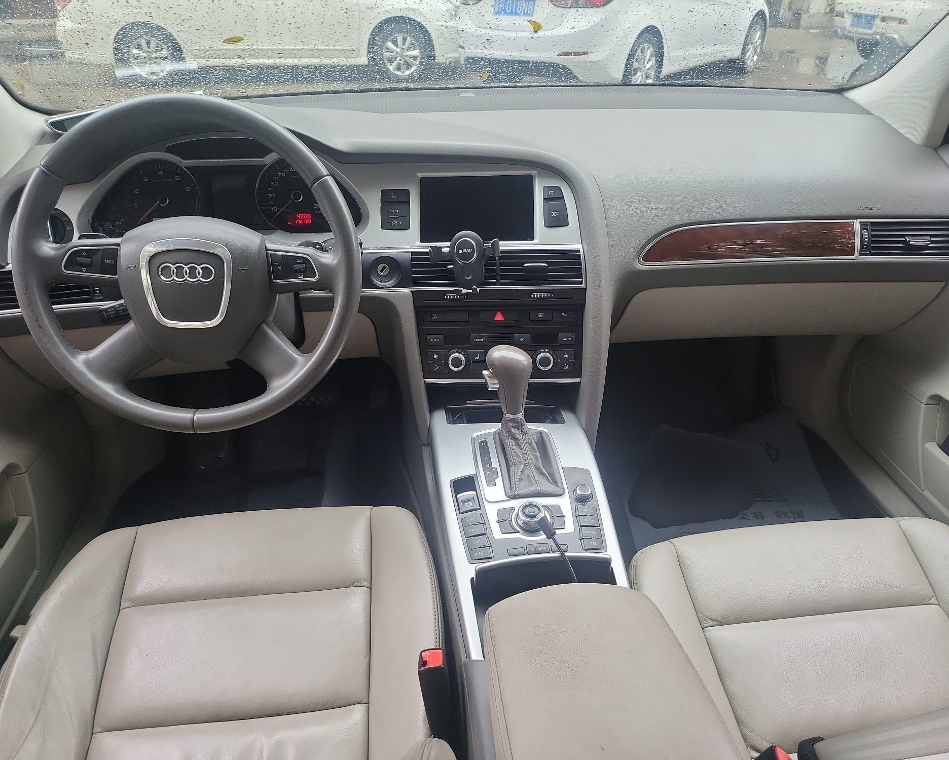 奥迪A6L 2011款 2.0 TFSI 自动舒适型