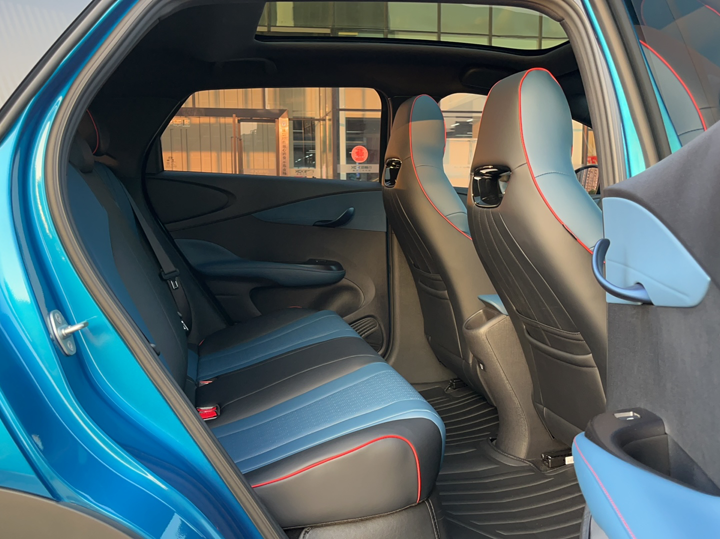 比亚迪 海豚 2021款 405km 时尚版