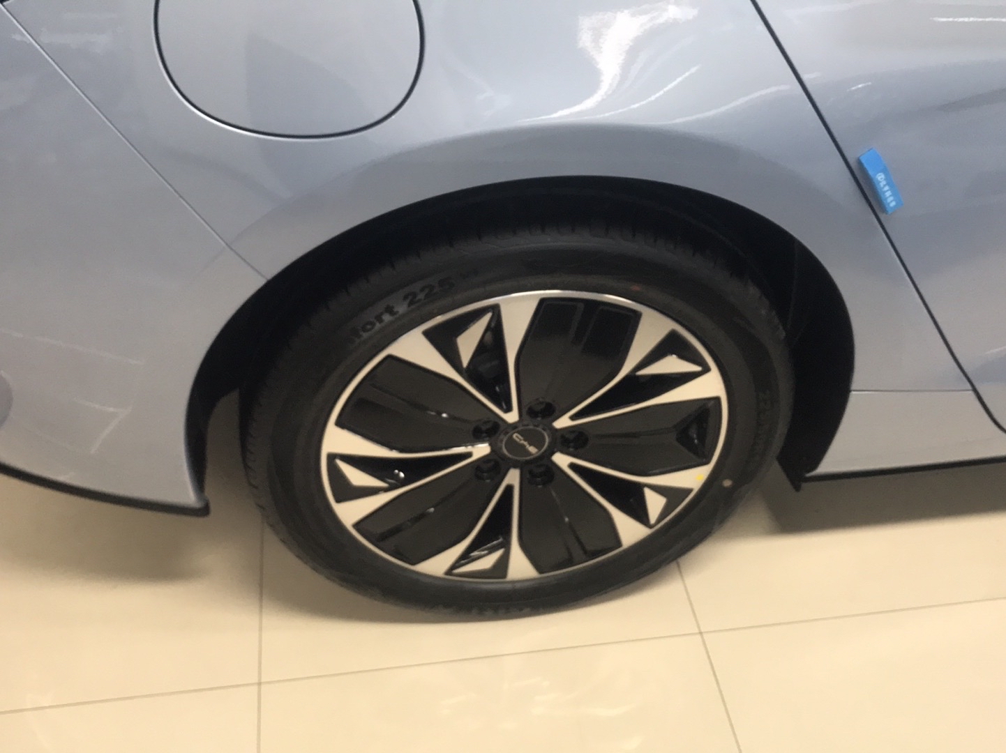 比亚迪 海豹 2022款 550km 标准续航后驱版尊贵型