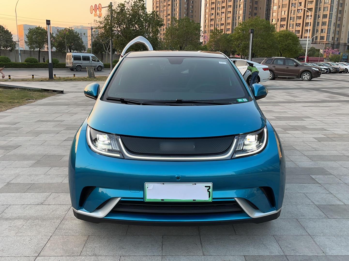 比亚迪 海豚 2021款 405km 时尚版