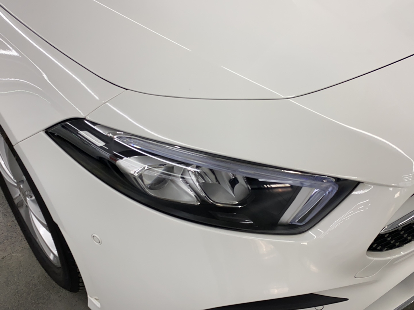 奔驰A级 2022款 改款 A 200 L 运动轿车时尚型