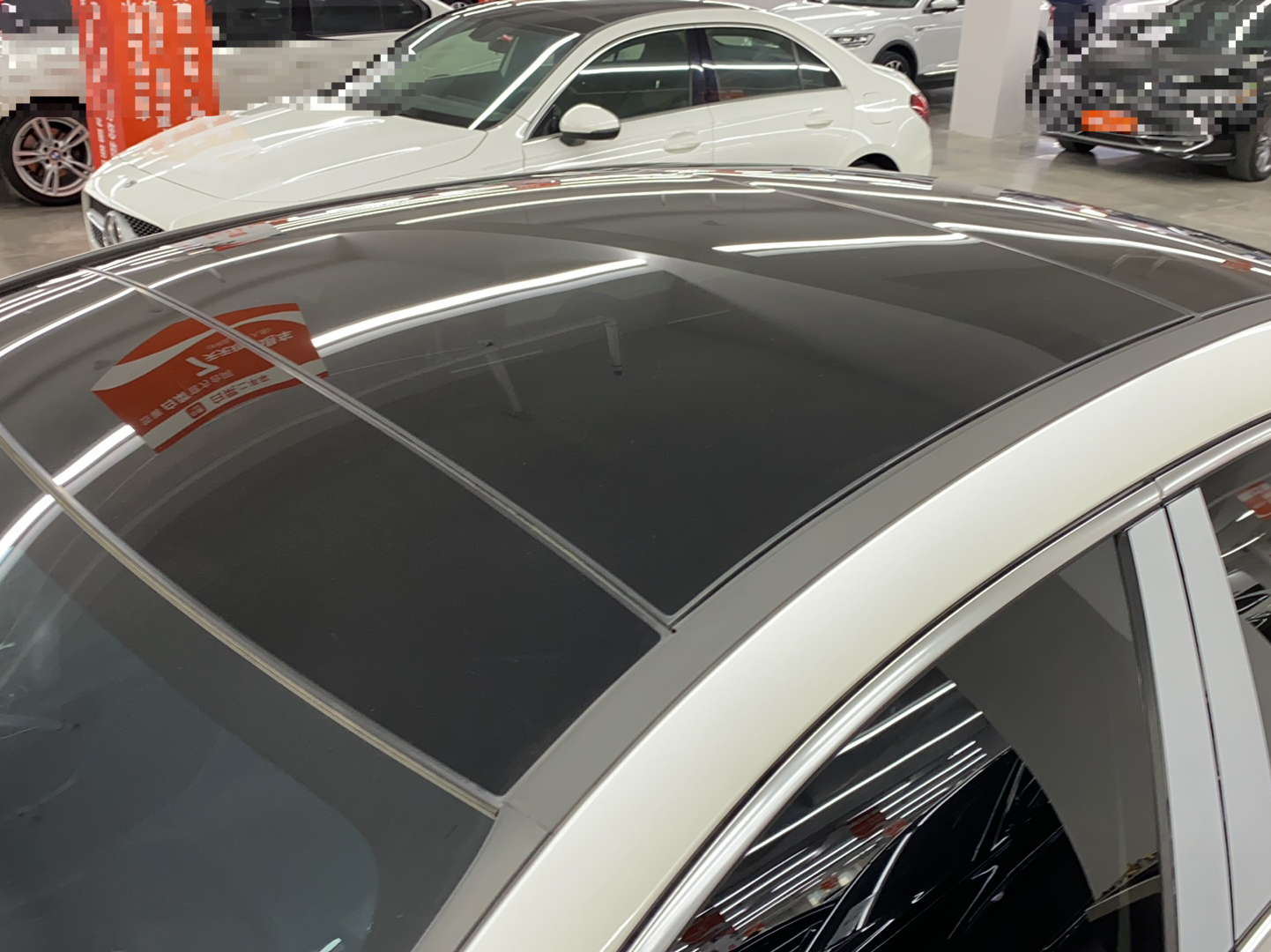 奔驰A级 2022款 改款 A 200 L 运动轿车时尚型