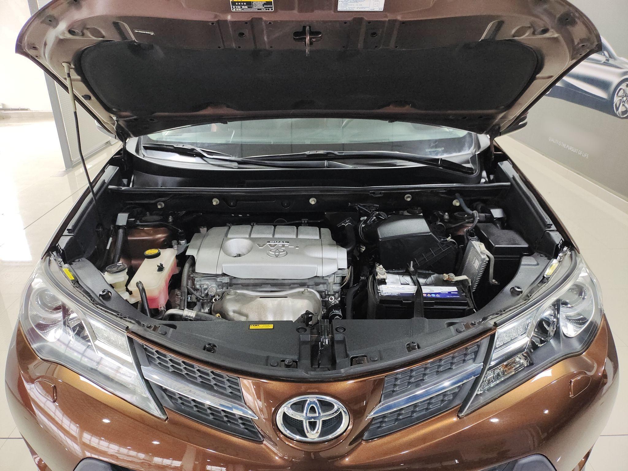 丰田 RAV4 2013款 2.5L 自动四驱精英版