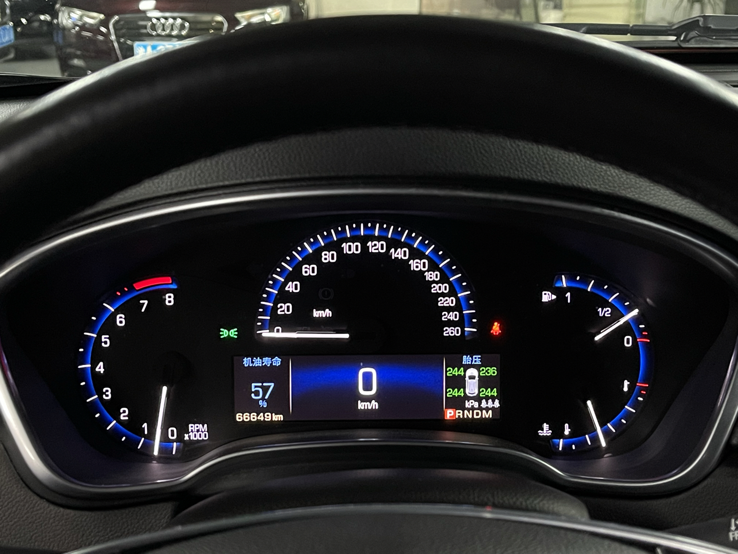 凯迪拉克SRX 2015款 3.0L 领先型(进口)