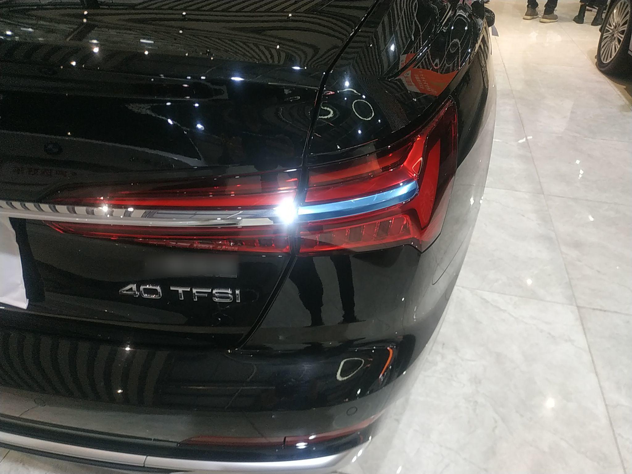 奥迪A6L 2022款 改款 40 TFSI 豪华动感型