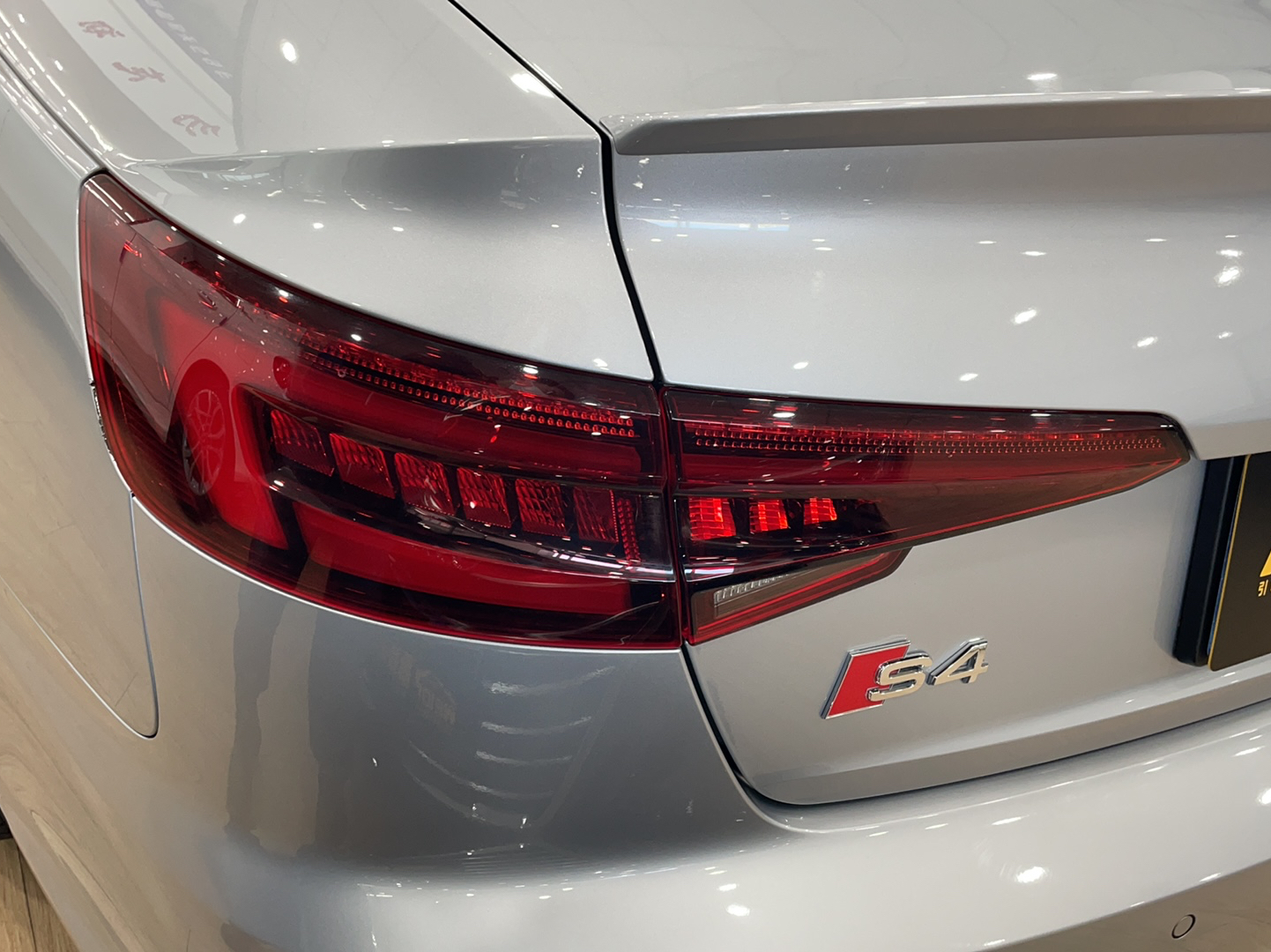 奥迪S4 2018款 S4 3.0TFSI(进口)