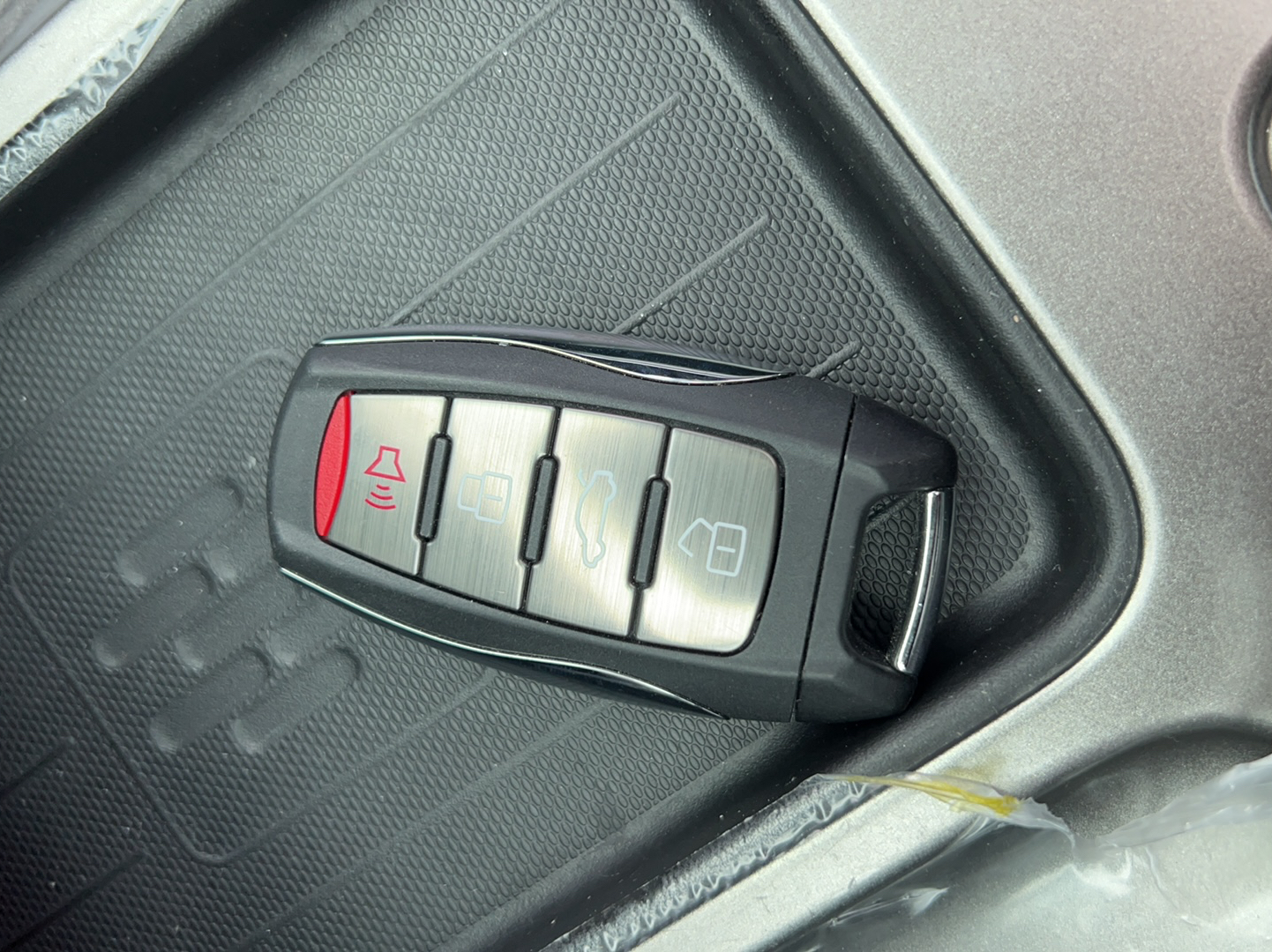 哈弗大狗 2021款 1.5T DCT拉布拉多版