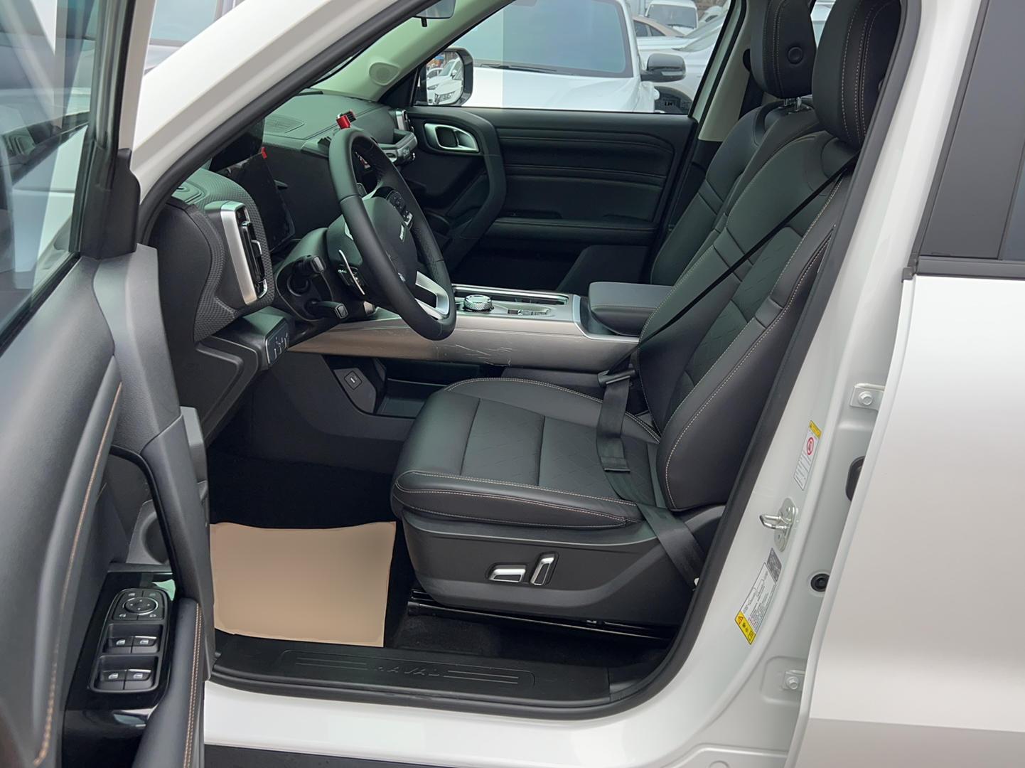 哈弗大狗 2021款 1.5T DCT拉布拉多版