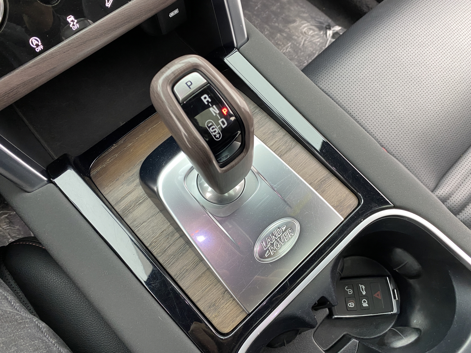 路虎 发现运动版 2020款 249PS R-Dynamic 性能版