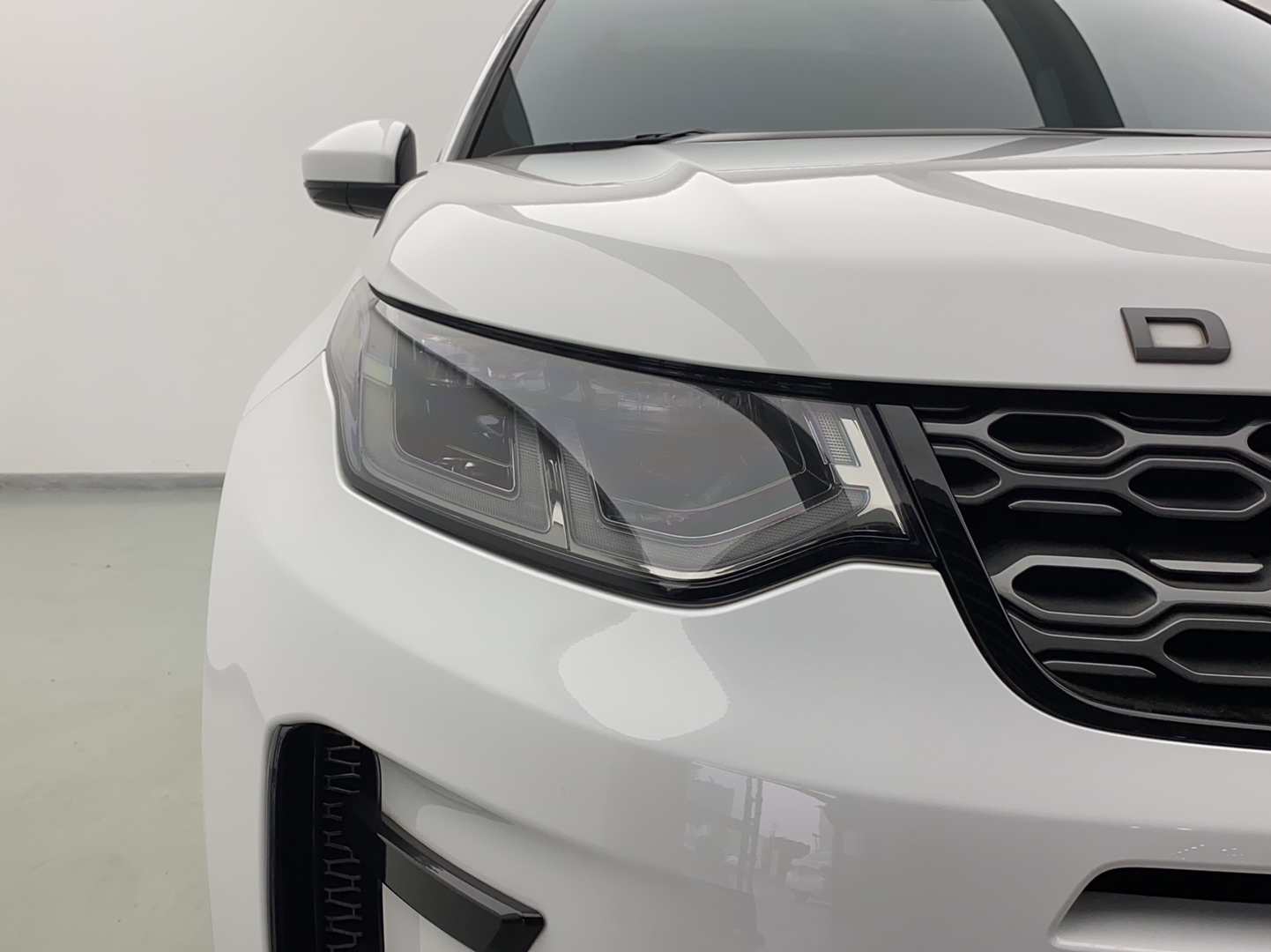 路虎 发现运动版 2020款 249PS R-Dynamic 性能版