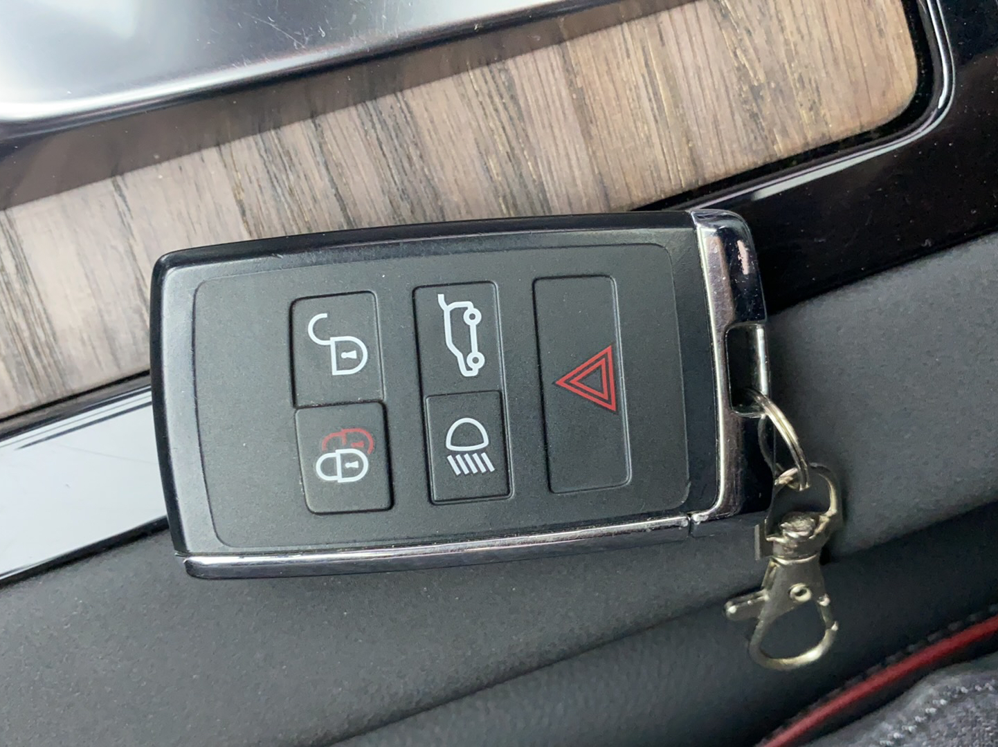 路虎 发现运动版 2020款 249PS R-Dynamic 性能版