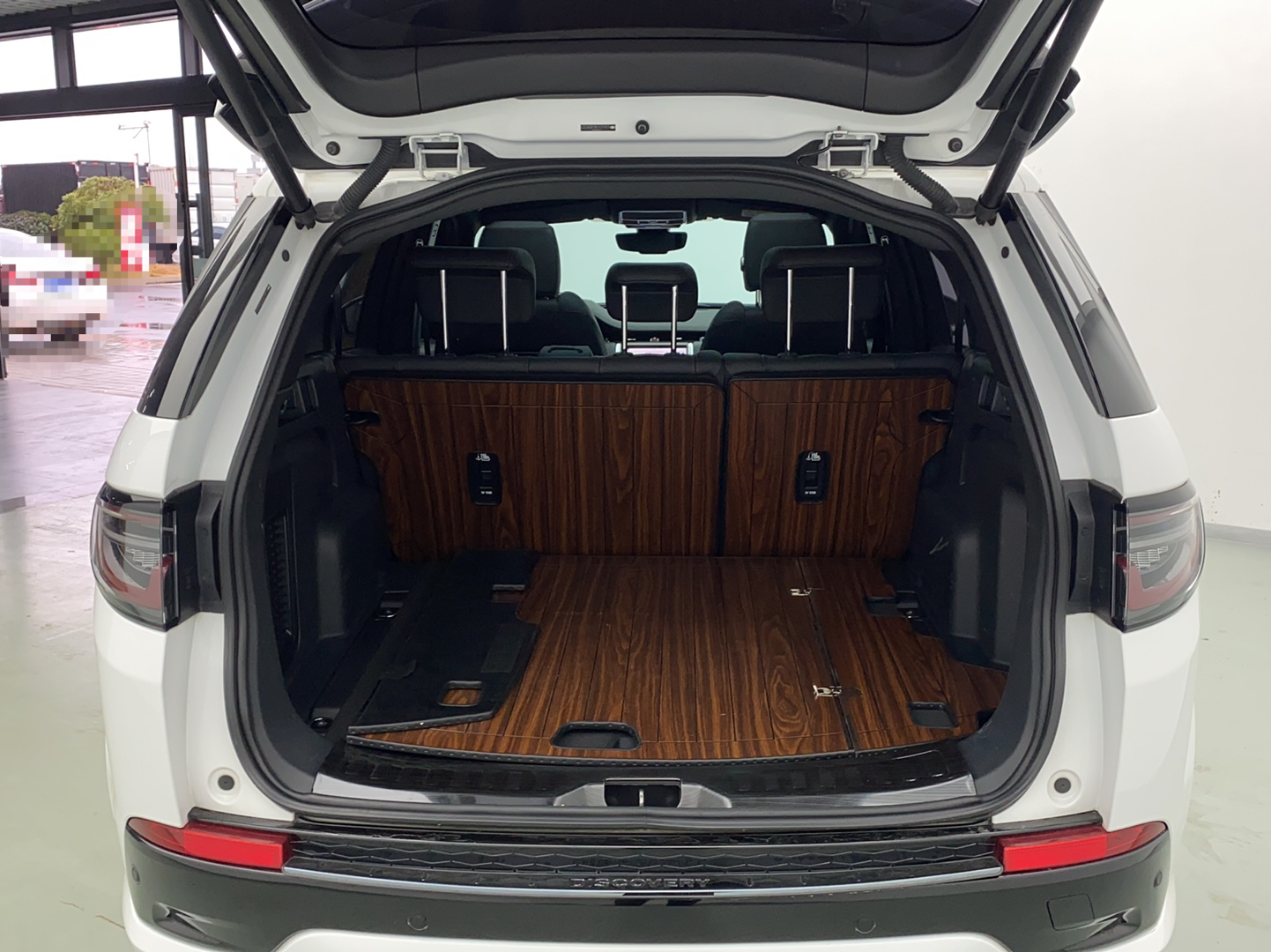 路虎 发现运动版 2020款 249PS R-Dynamic 性能版