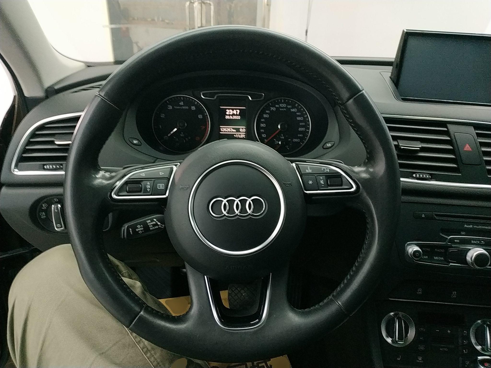 奥迪Q3 2013款 35 TFSI 舒适型