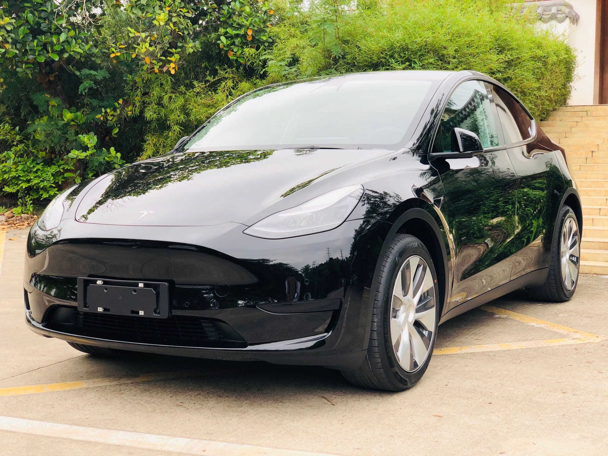 特斯拉 Model Y 2021款 标准续航后驱版