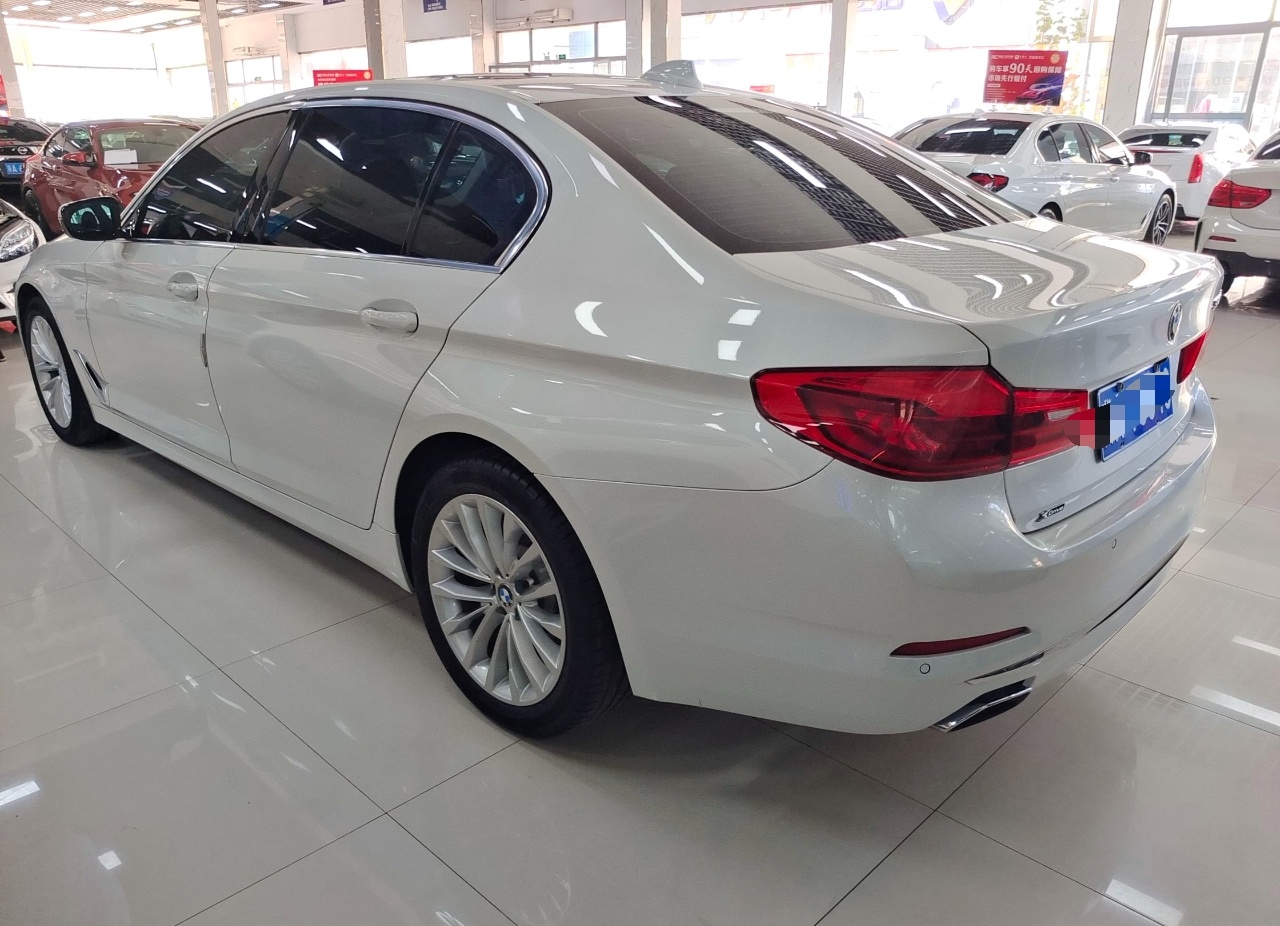 宝马5系 2019款 改款 530Li xDrive 豪华套装