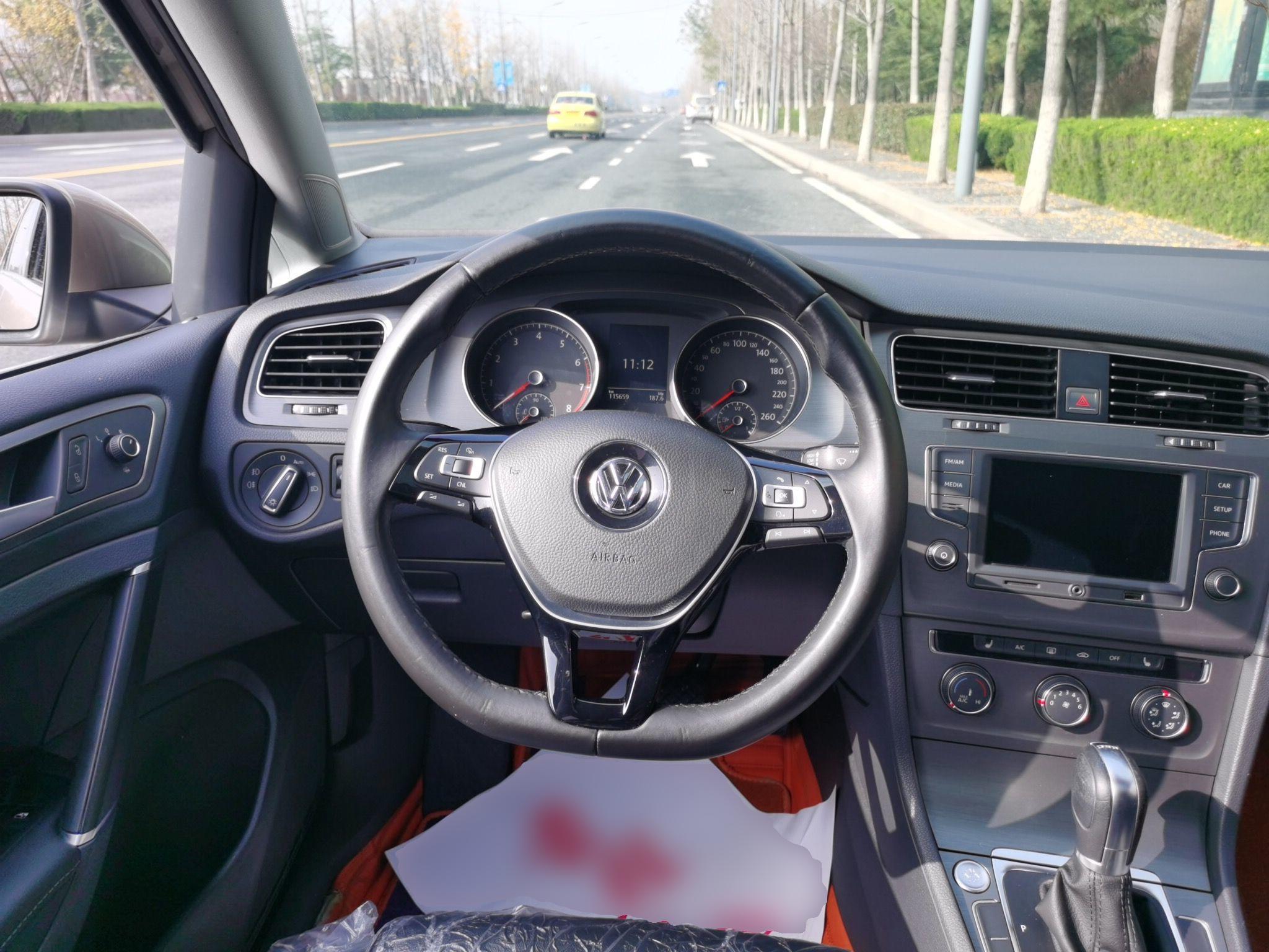 大众 高尔夫 2016款 230TSI 自动豪华型